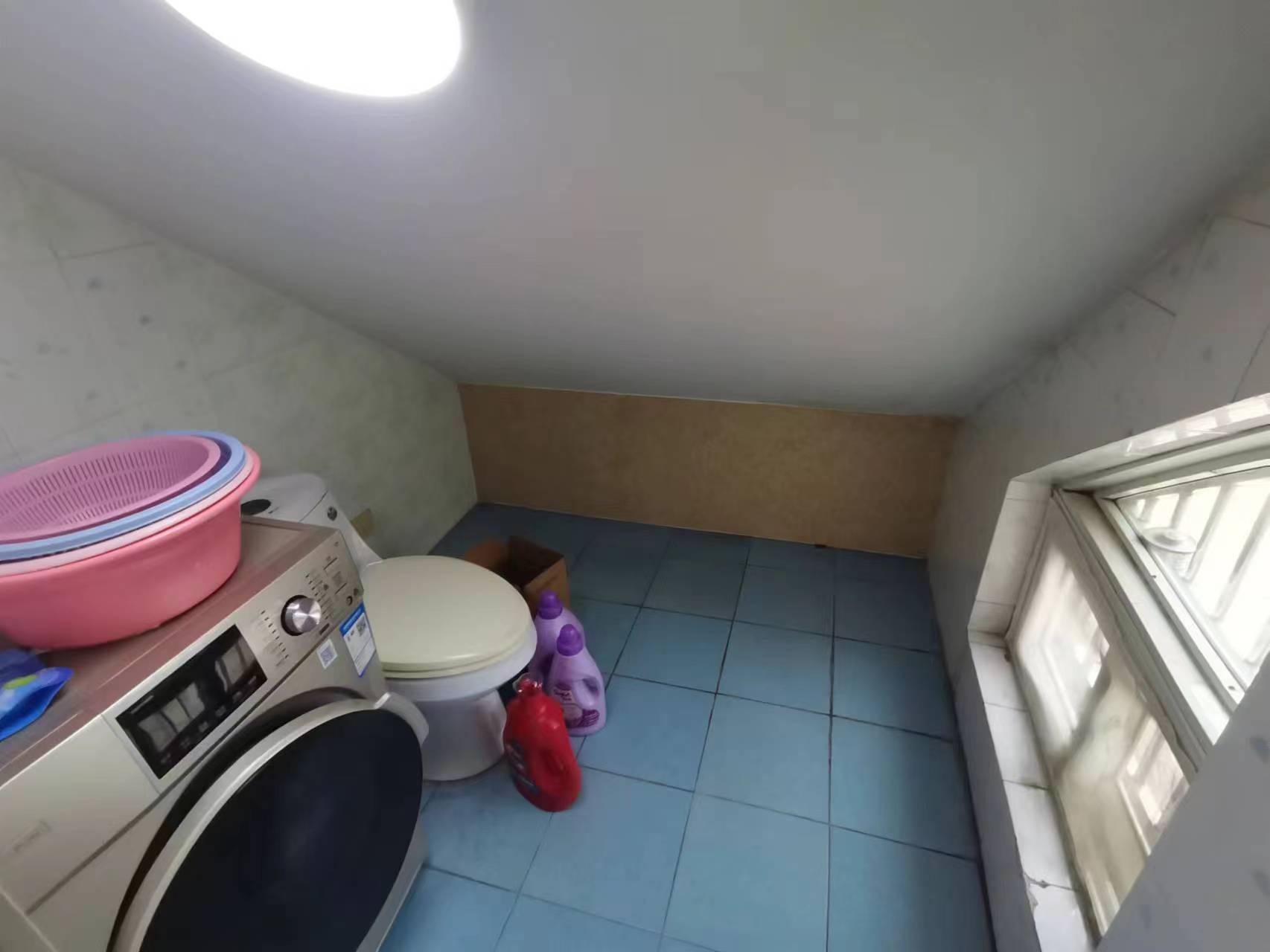 五一新村西区 4室2厅2卫 118m&sup2;