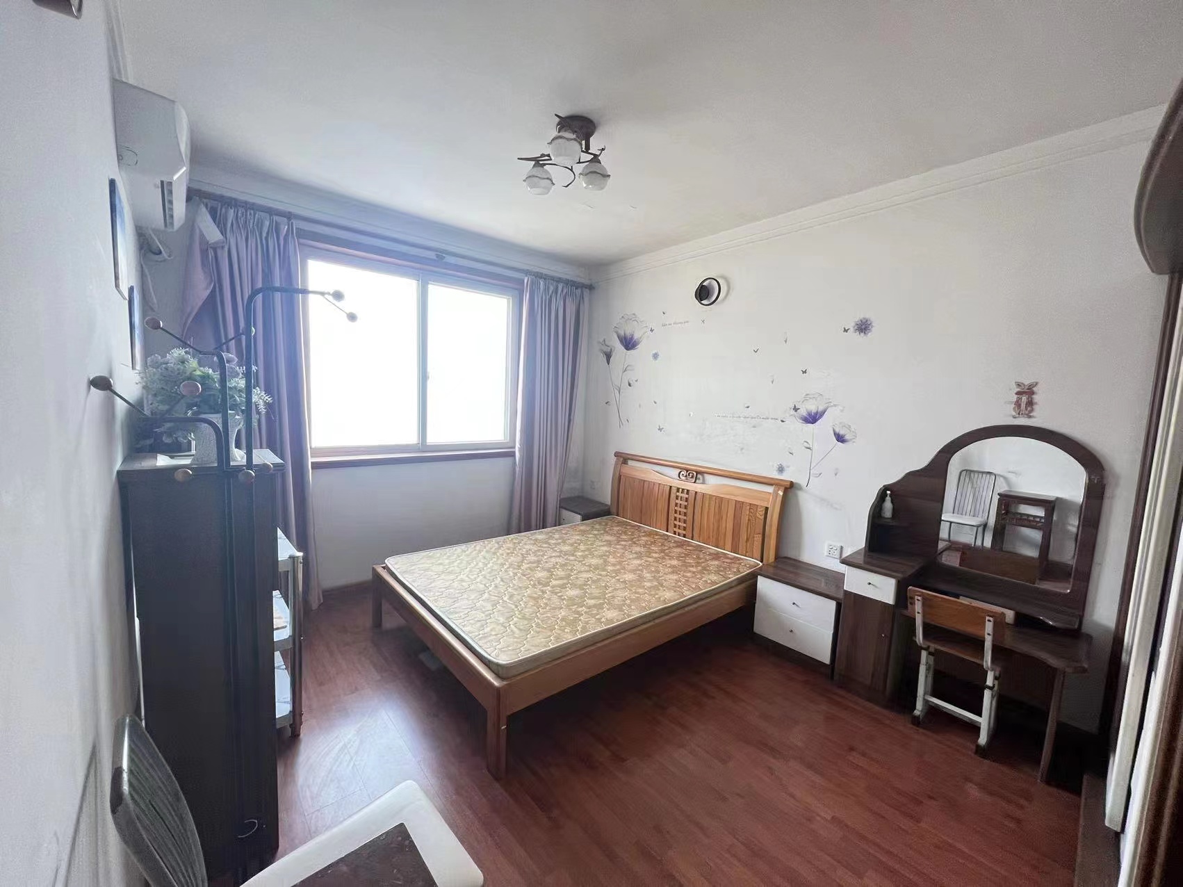 虹桥南村 2室1厅1卫 61m&sup2;