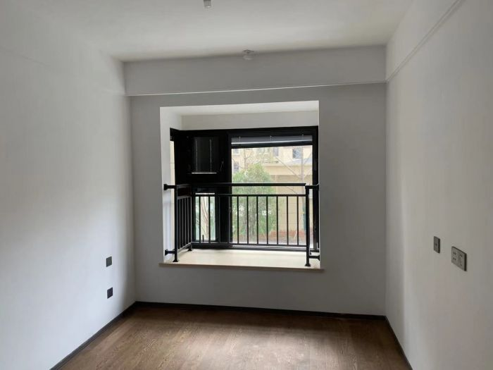 春风南岸东园 4室2厅2卫 136.00m&sup2;