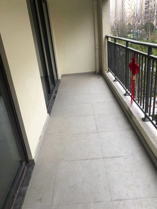 春风南岸东园 4室2厅2卫 136.00m&sup2;
