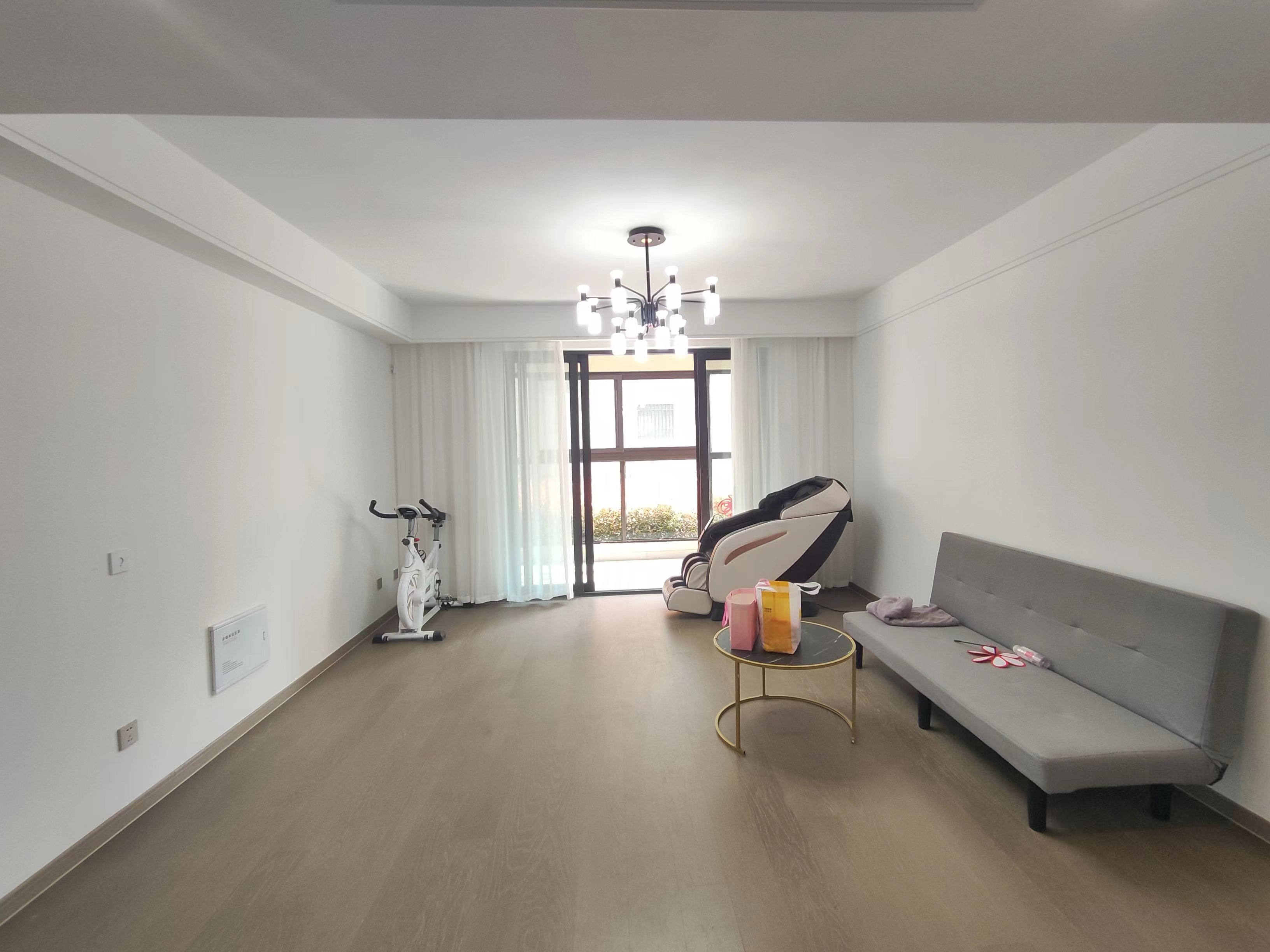 时光漫城 4室2厅2卫 139m&sup2;