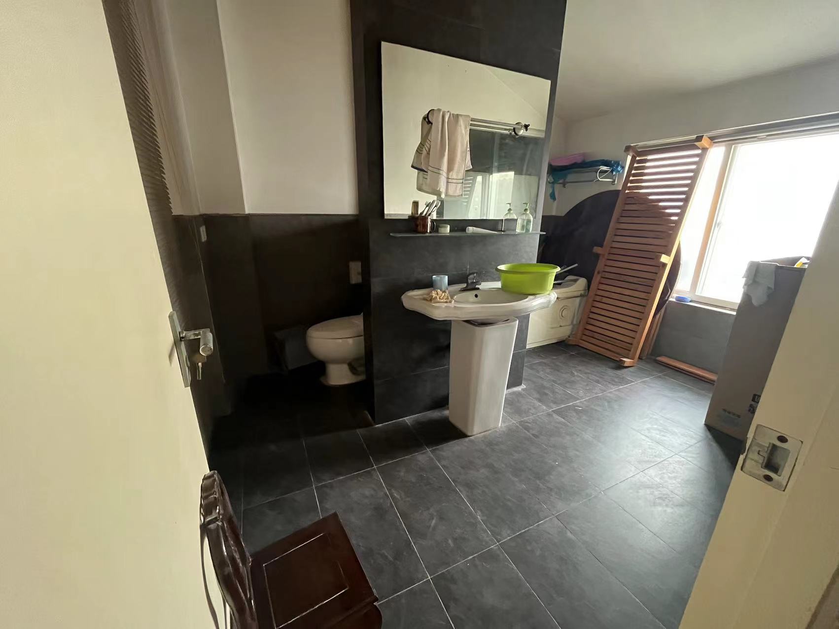 五山公寓 5室3厅2卫 152.23m&sup2;