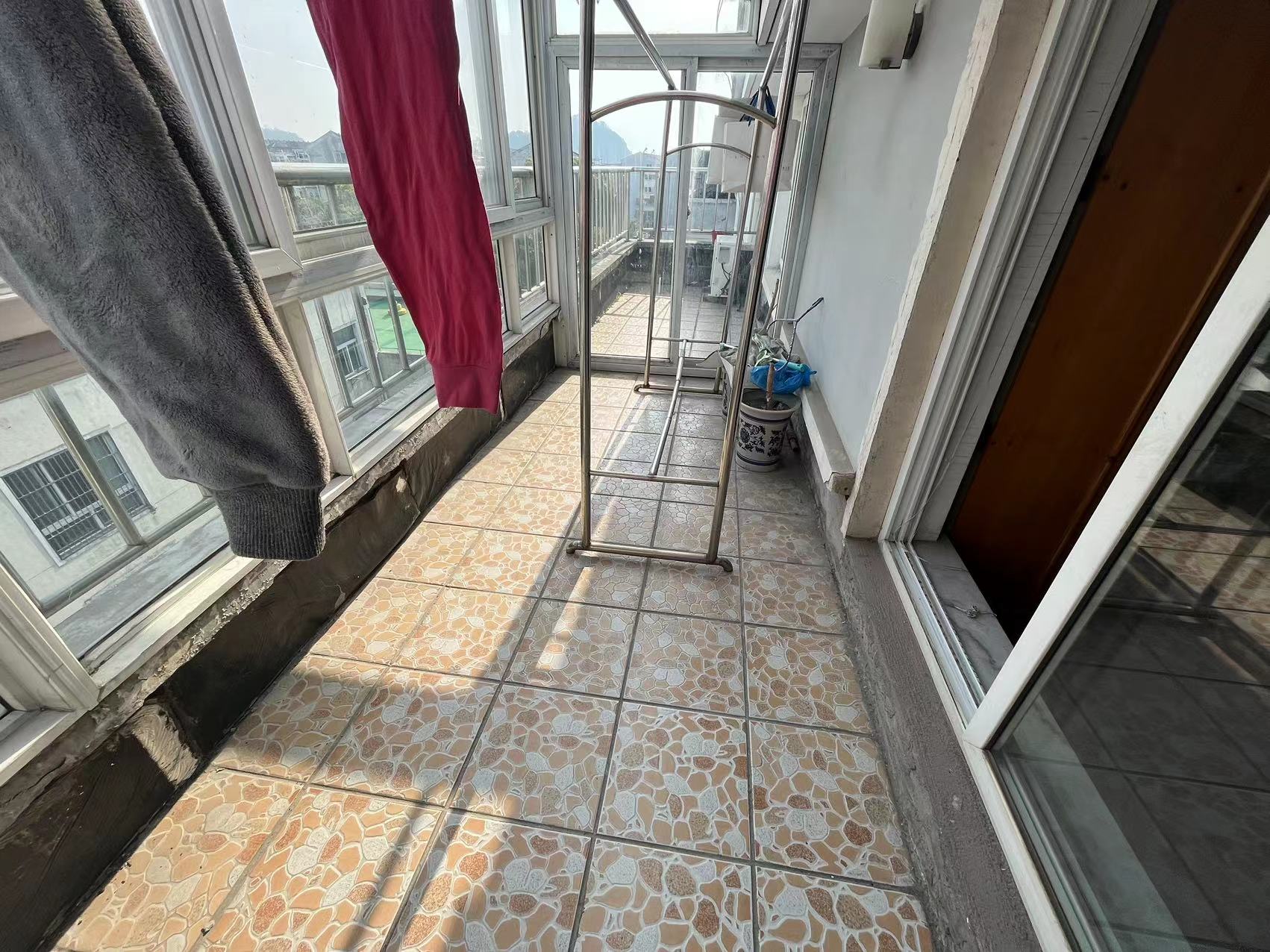 五山公寓 5室3厅2卫 152.23m&sup2;
