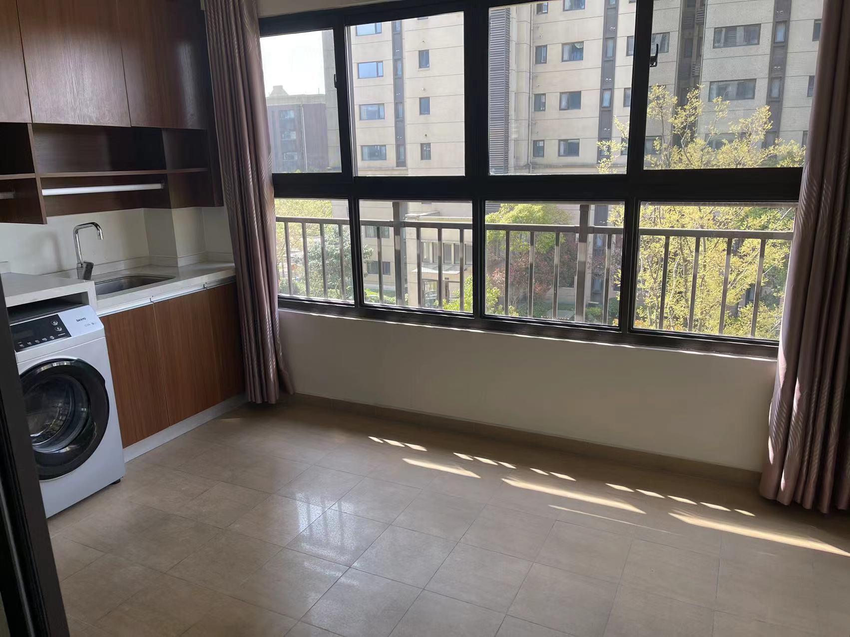 万科城市之光 3室2厅2卫 120m&sup2;