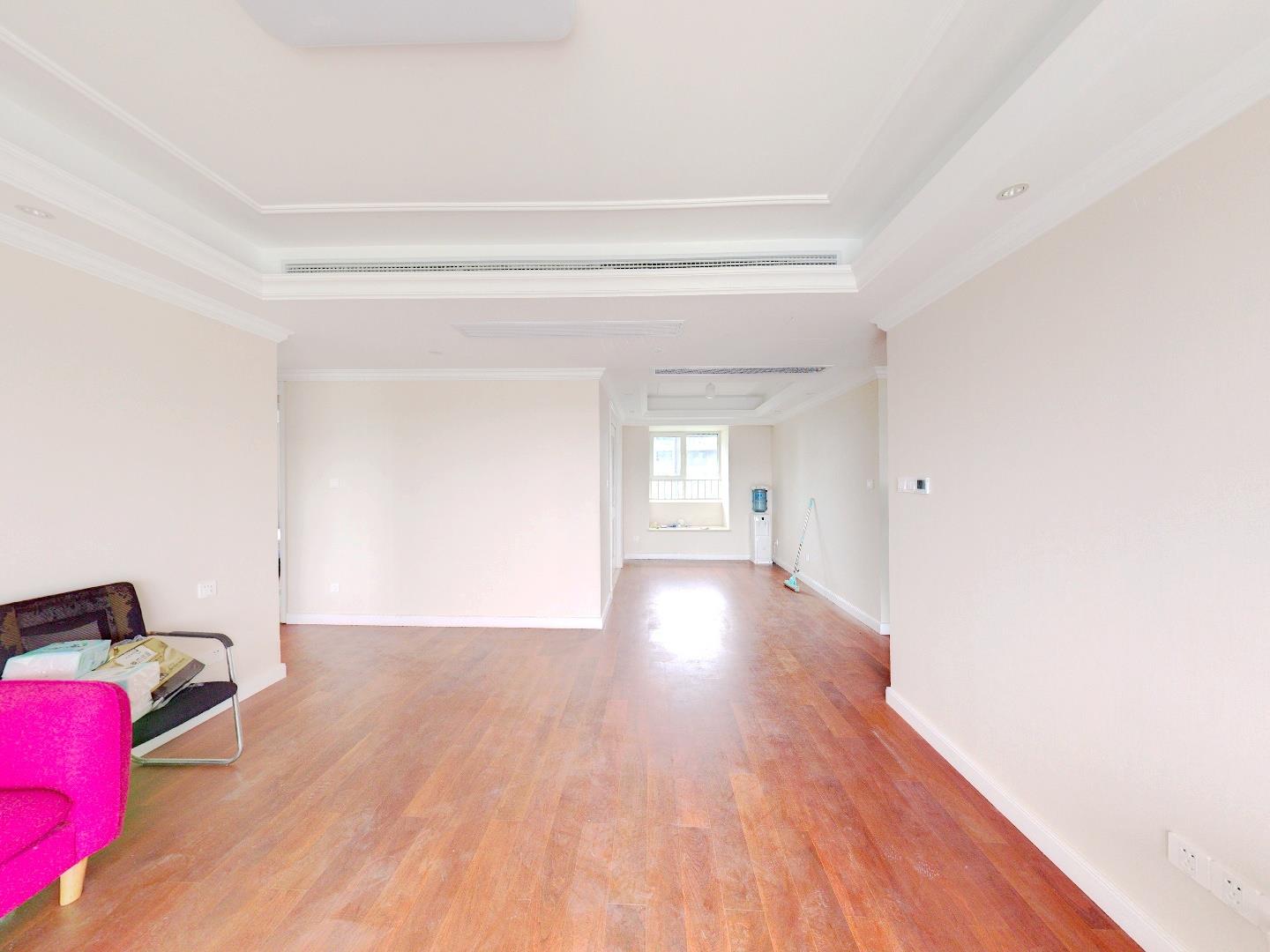 融创盛和九里桃源 3室2厅2卫 143m&sup2;