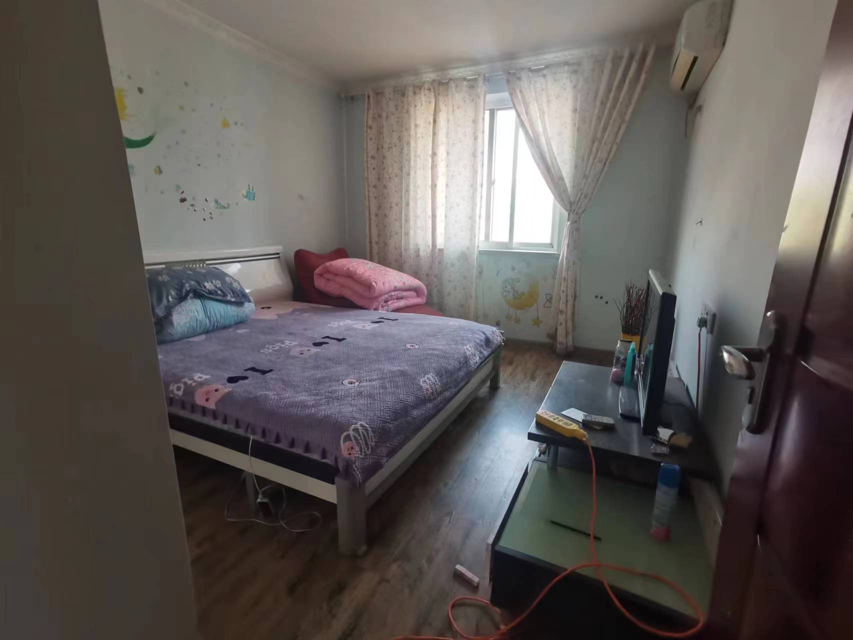 五山家园 3室2厅1卫 135.70m&sup2;