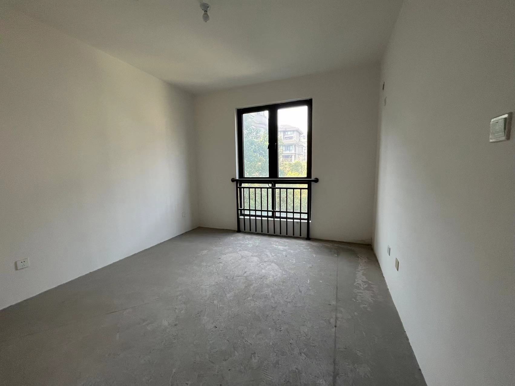城市嘉苑 3室1厅2卫 139m&sup2;