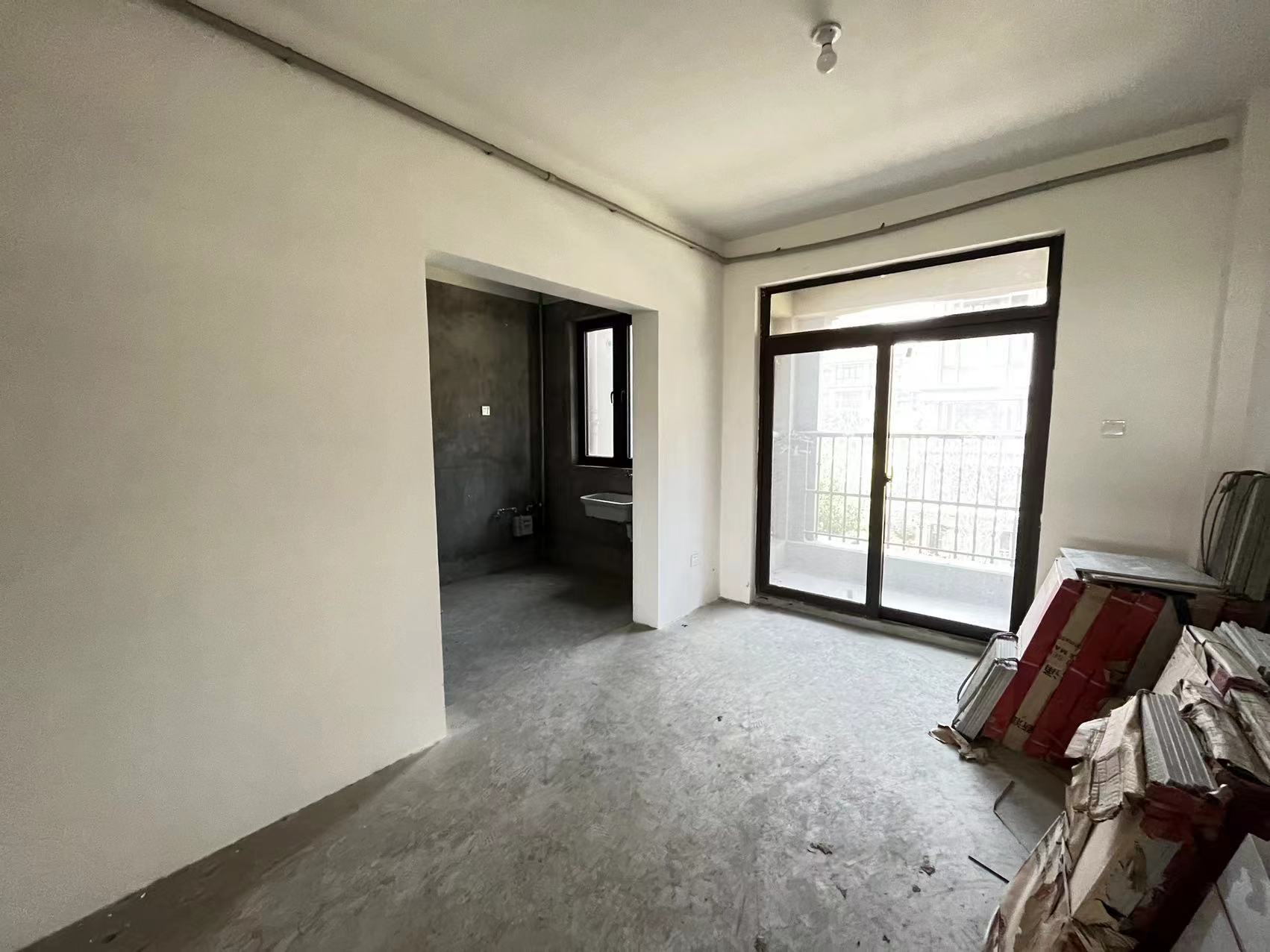 城市嘉苑 3室1厅2卫 139m&sup2;
