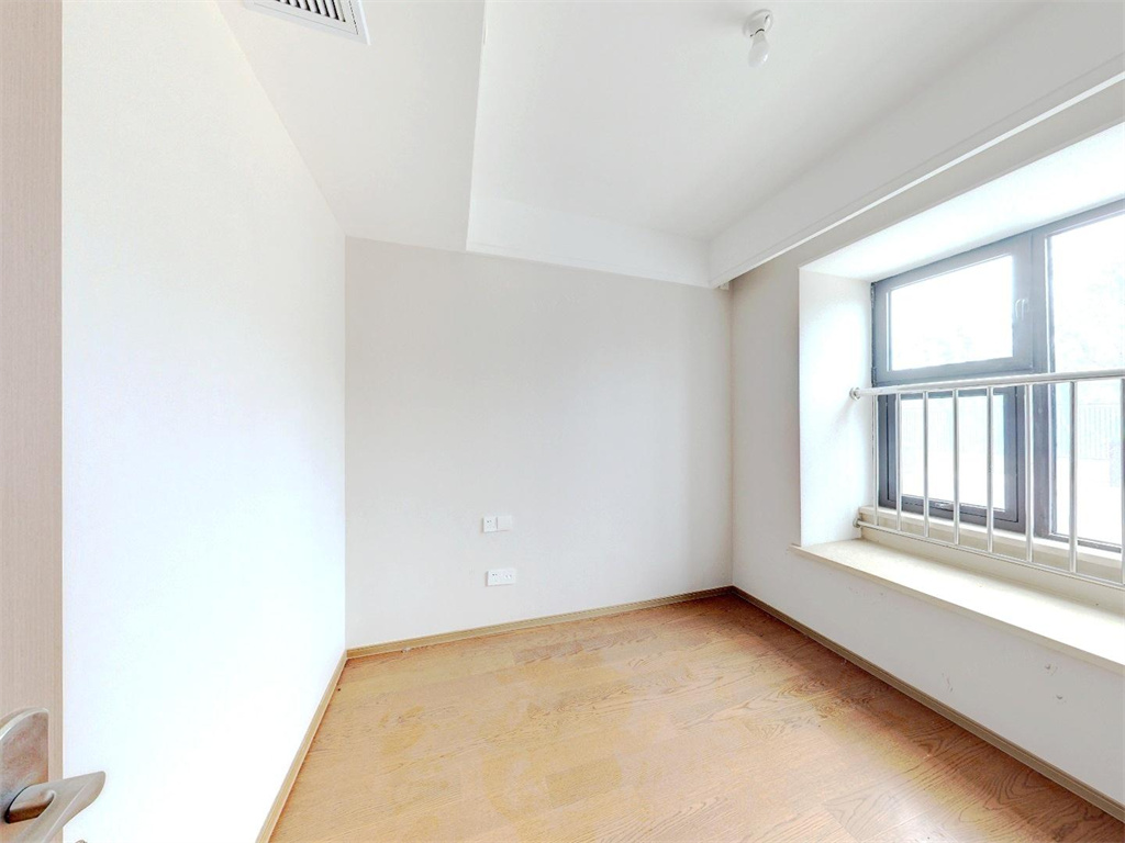 万濠禧园 3室2厅2卫 113m&sup2;