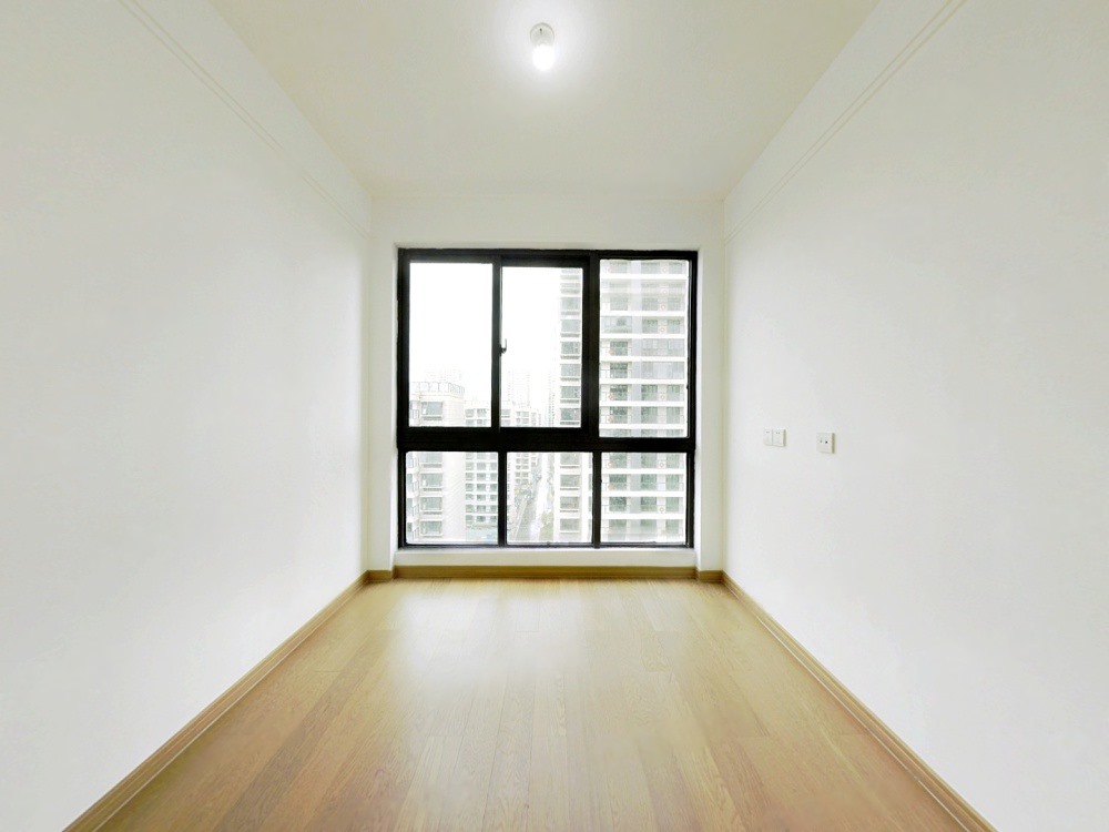 时光漫城 4室2厅2卫 125m&sup2;