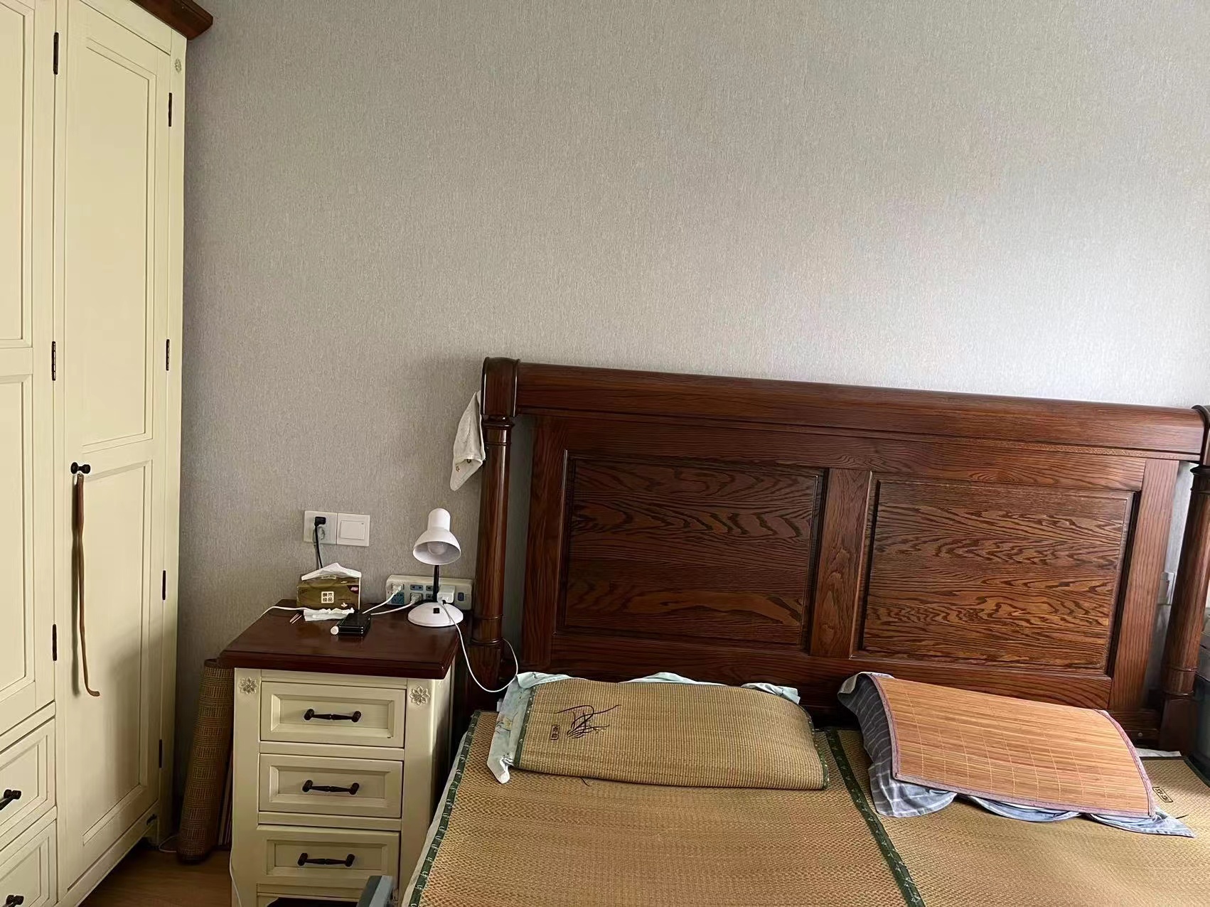 皇家花园北区 3室2厅1卫 97m&sup2;