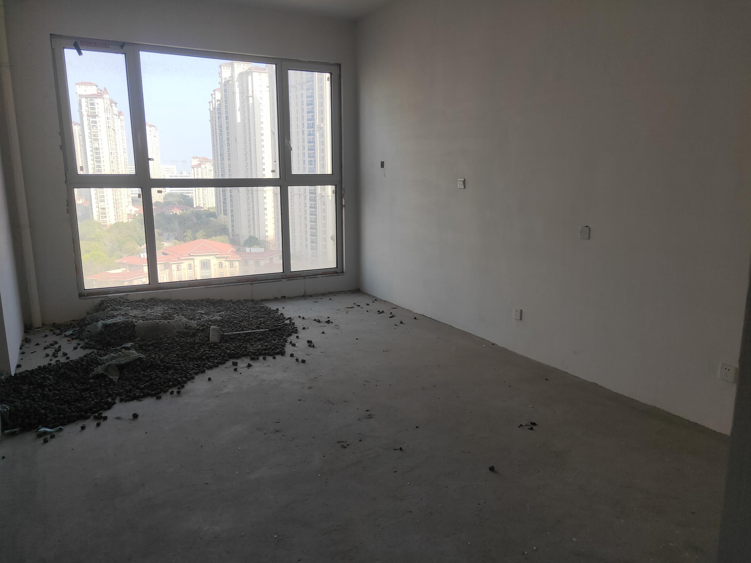 中南世纪花城三期 4室0厅0卫 330.00m&sup2;