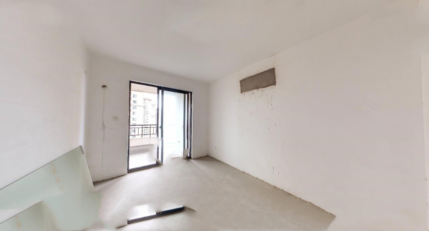 冠城大通棕榈湾 4室2厅2卫 134.35m&sup2;