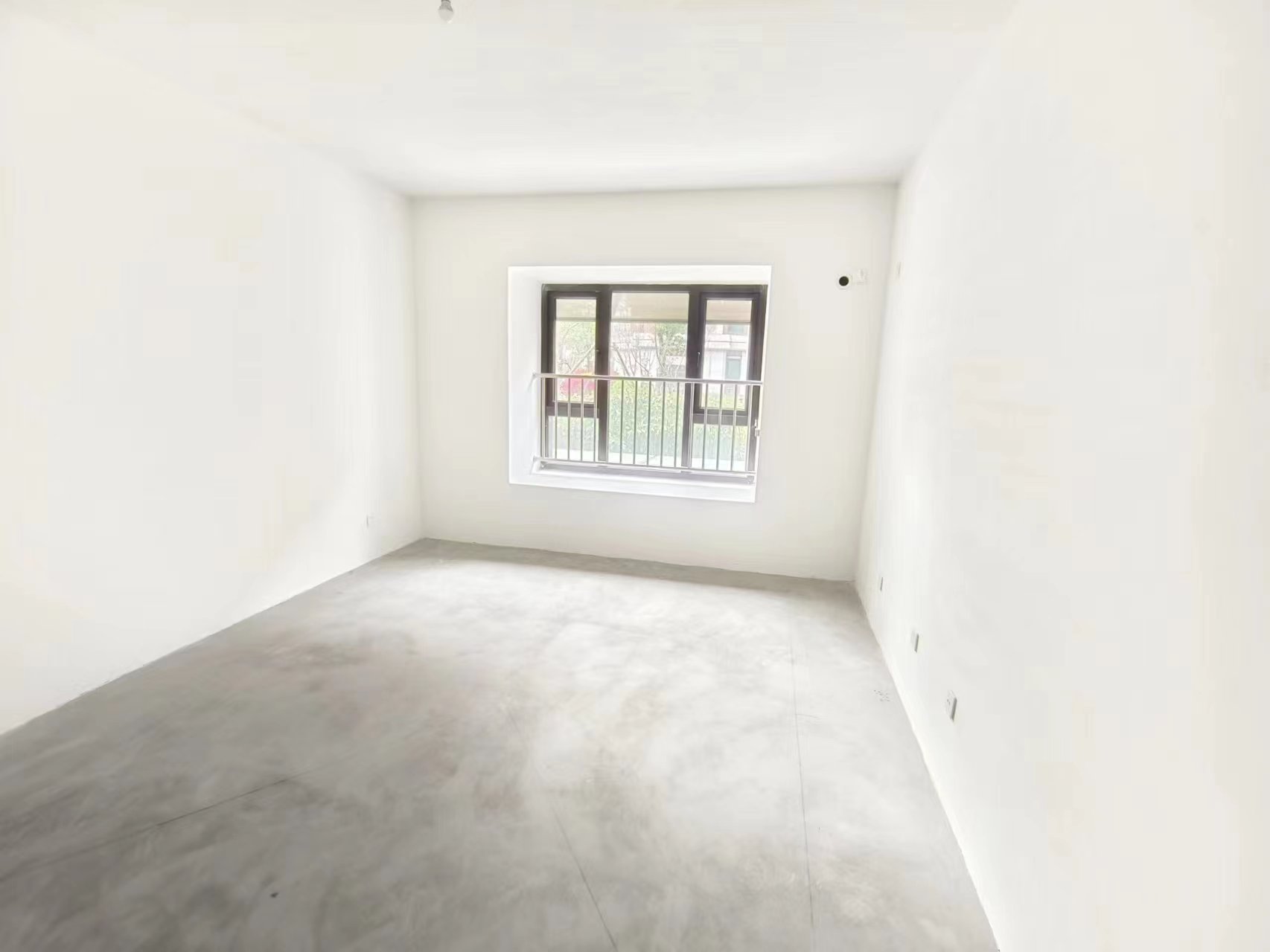 星湖郡 5室2厅3卫 336m&sup2;