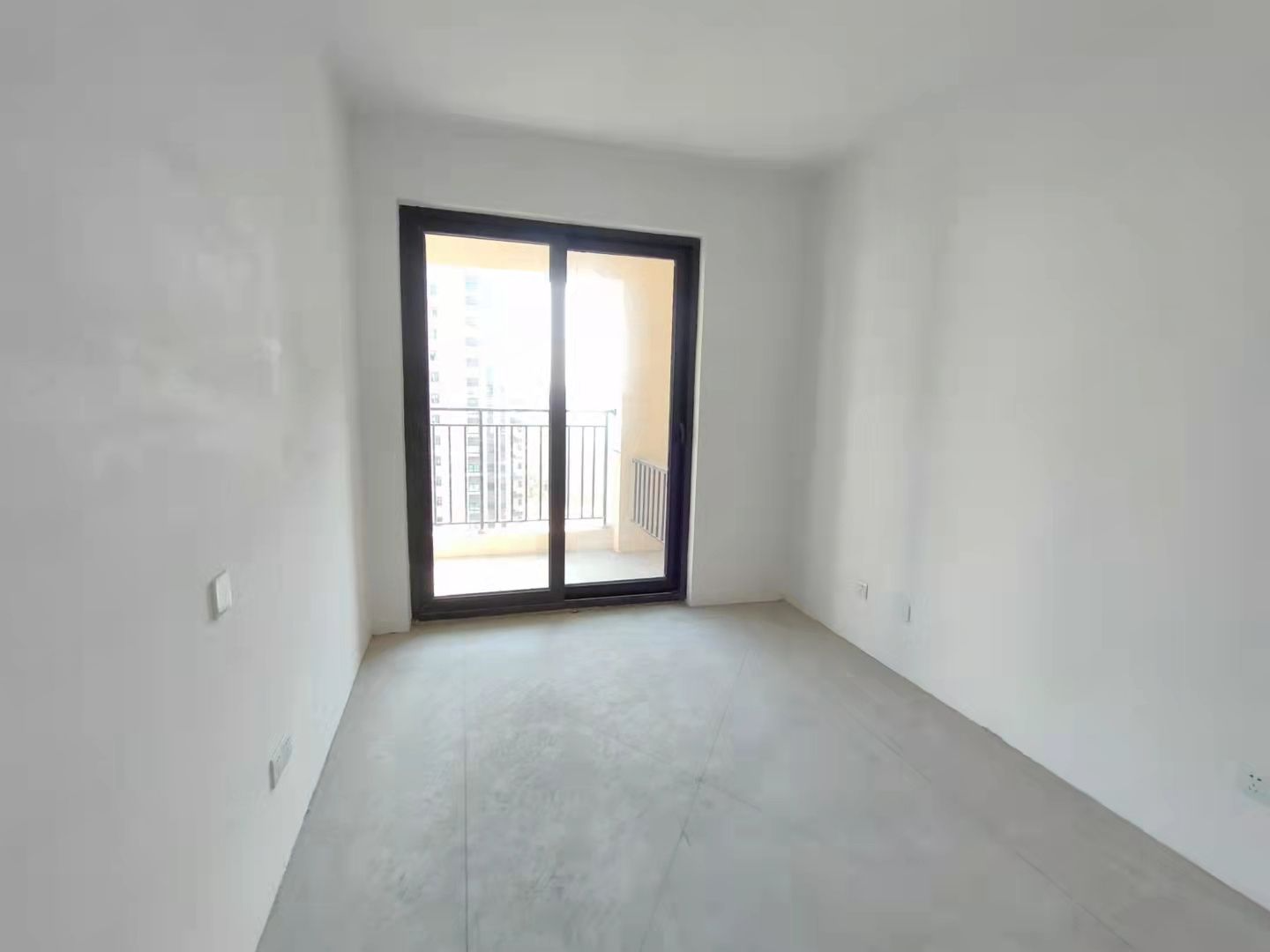 中南珑悦 3室2厅2卫 115m²