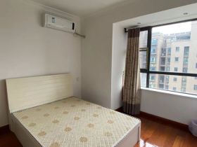 中港城 3室2厅1卫 106m&sup2;