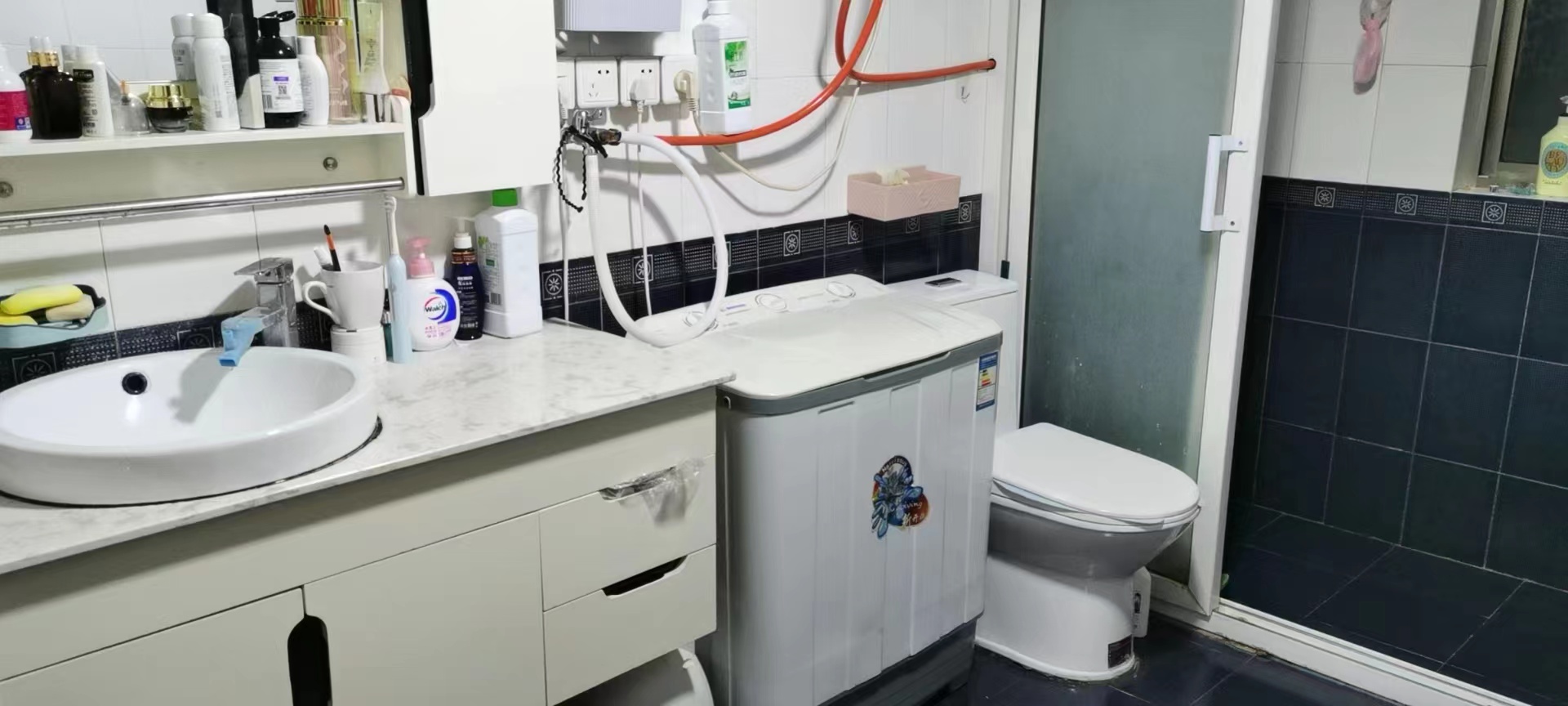 华侨花苑 3室2厅2卫 145m&sup2;