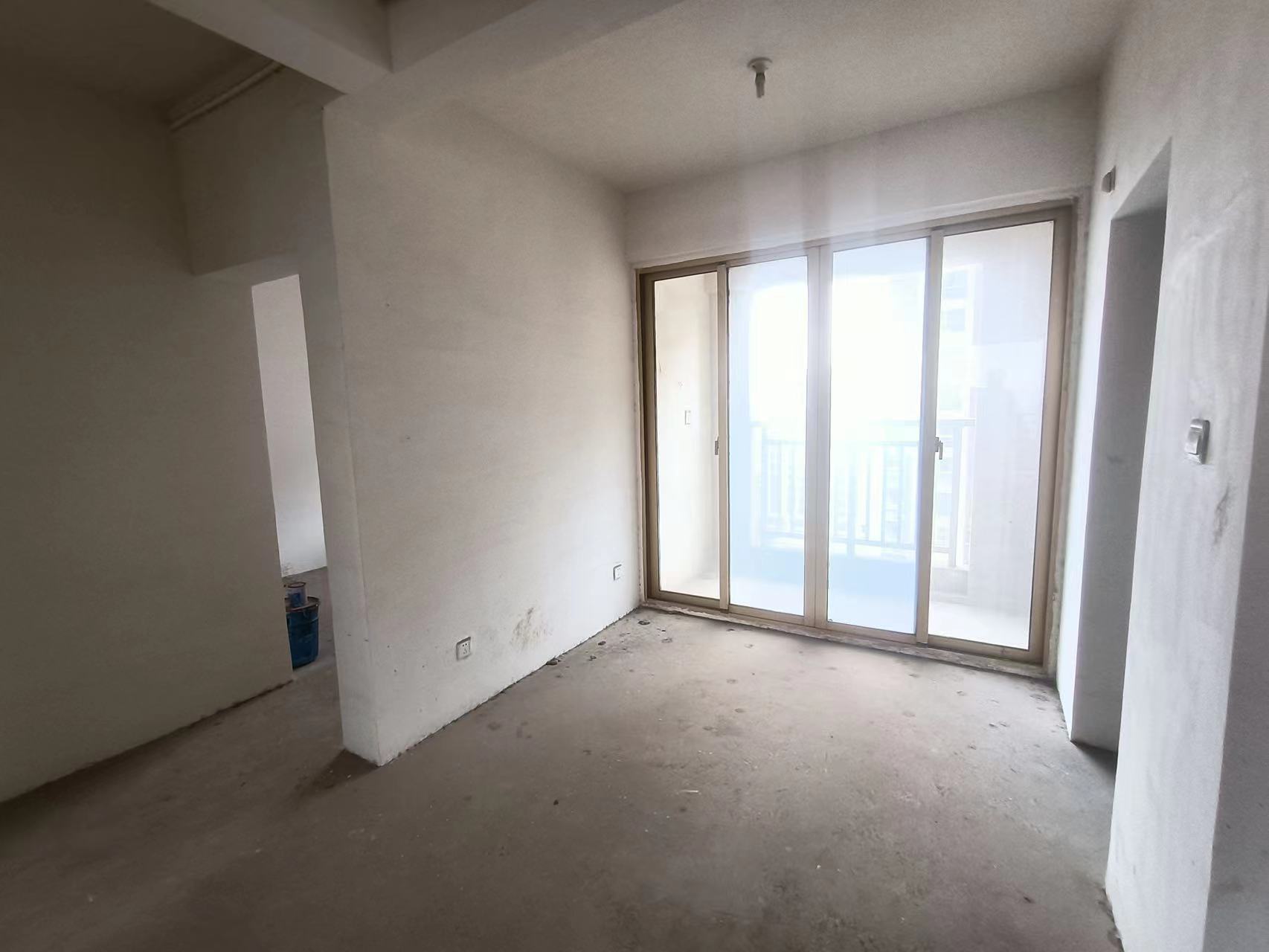 尚海湾 3室2厅1卫 121m&sup2;