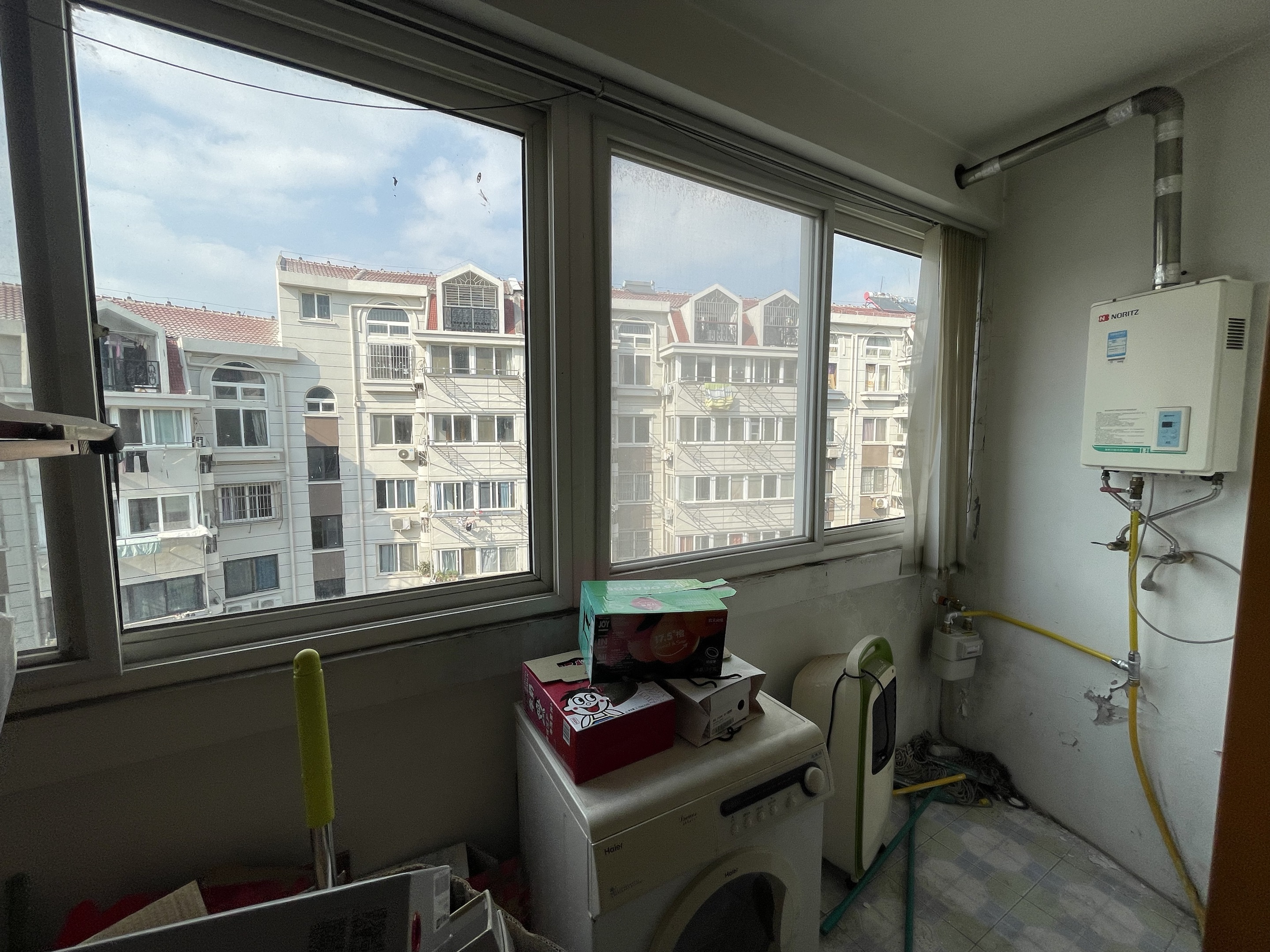 教育新村 3室1厅1卫 102m&sup2;