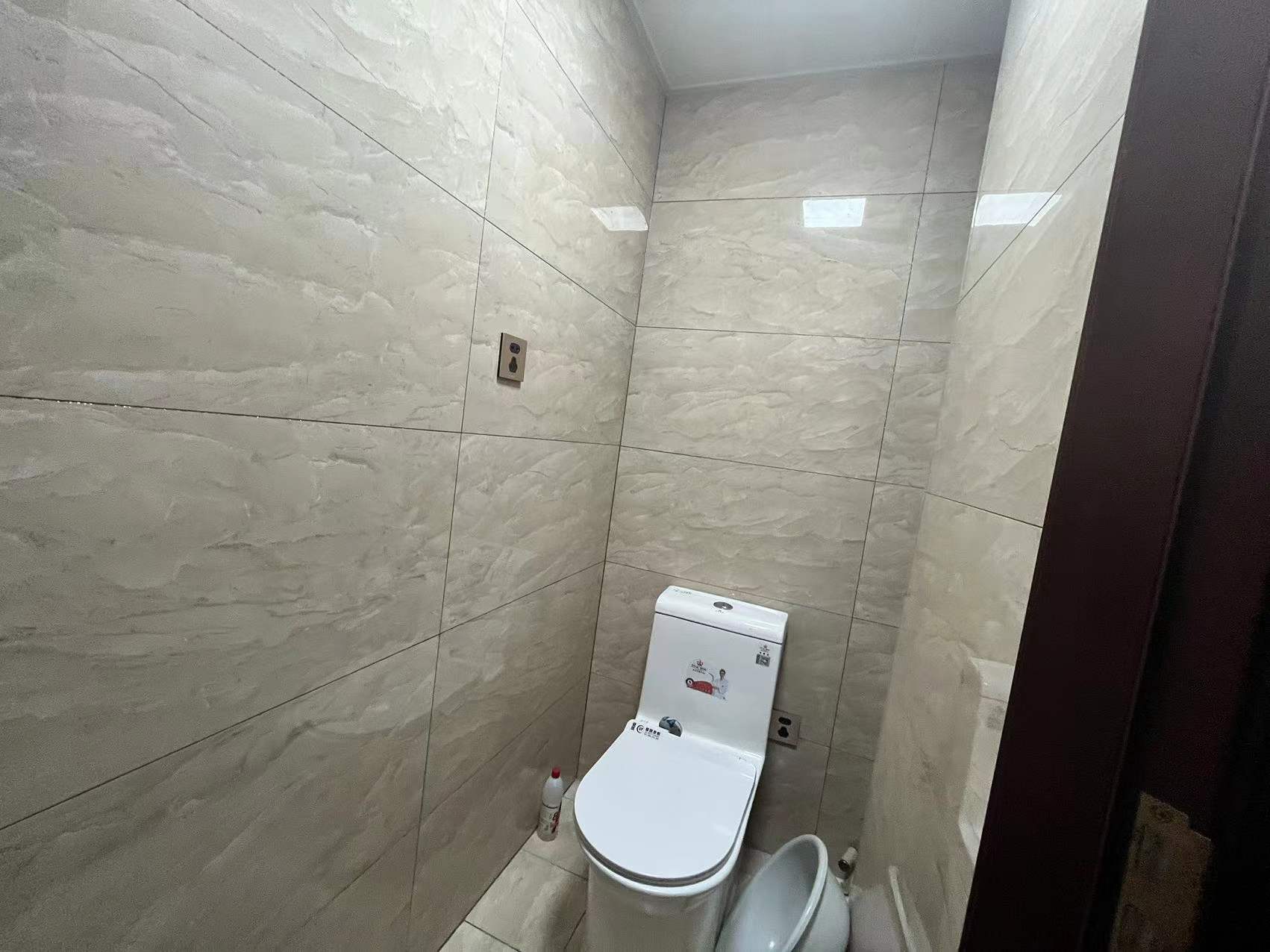 优山美地花园南区 3室2厅2卫 140m&sup2;