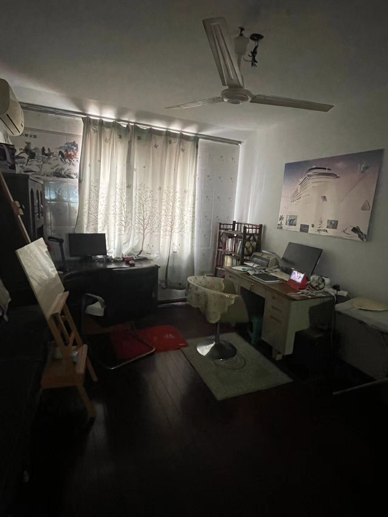 南川园新村 5室3厅2卫 135m&sup2;