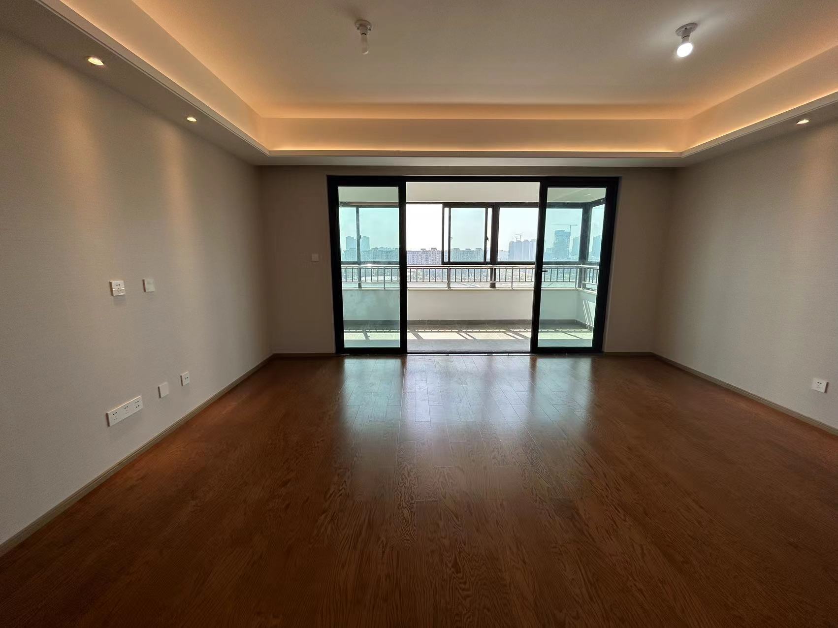 万濠禧园 3室2厅2卫 127.39m&sup2;