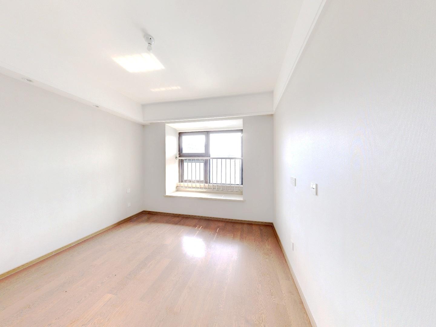 万濠禧园 3室2厅2卫 127.55m&sup2;