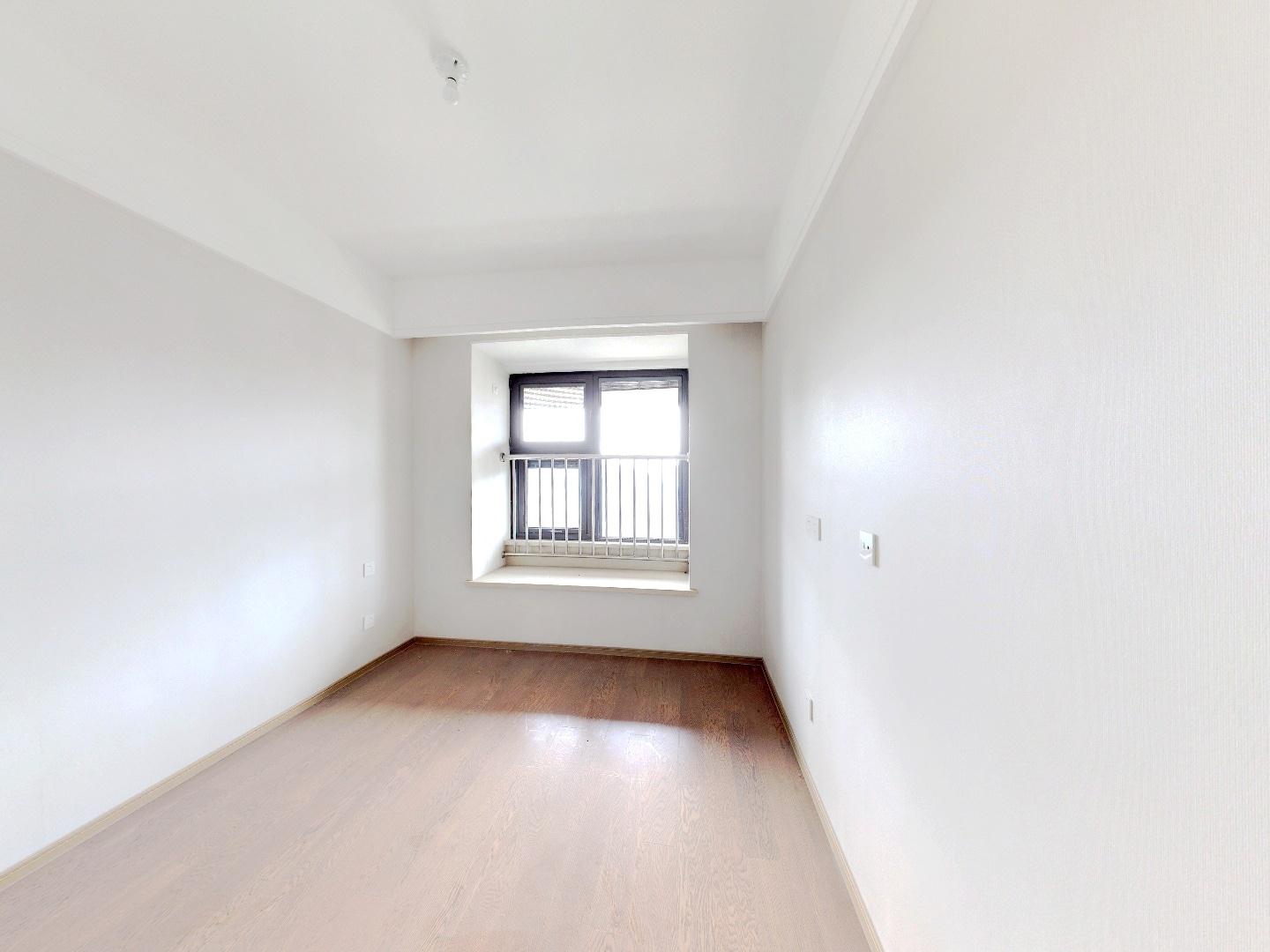万濠禧园 3室2厅2卫 127.55m&sup2;