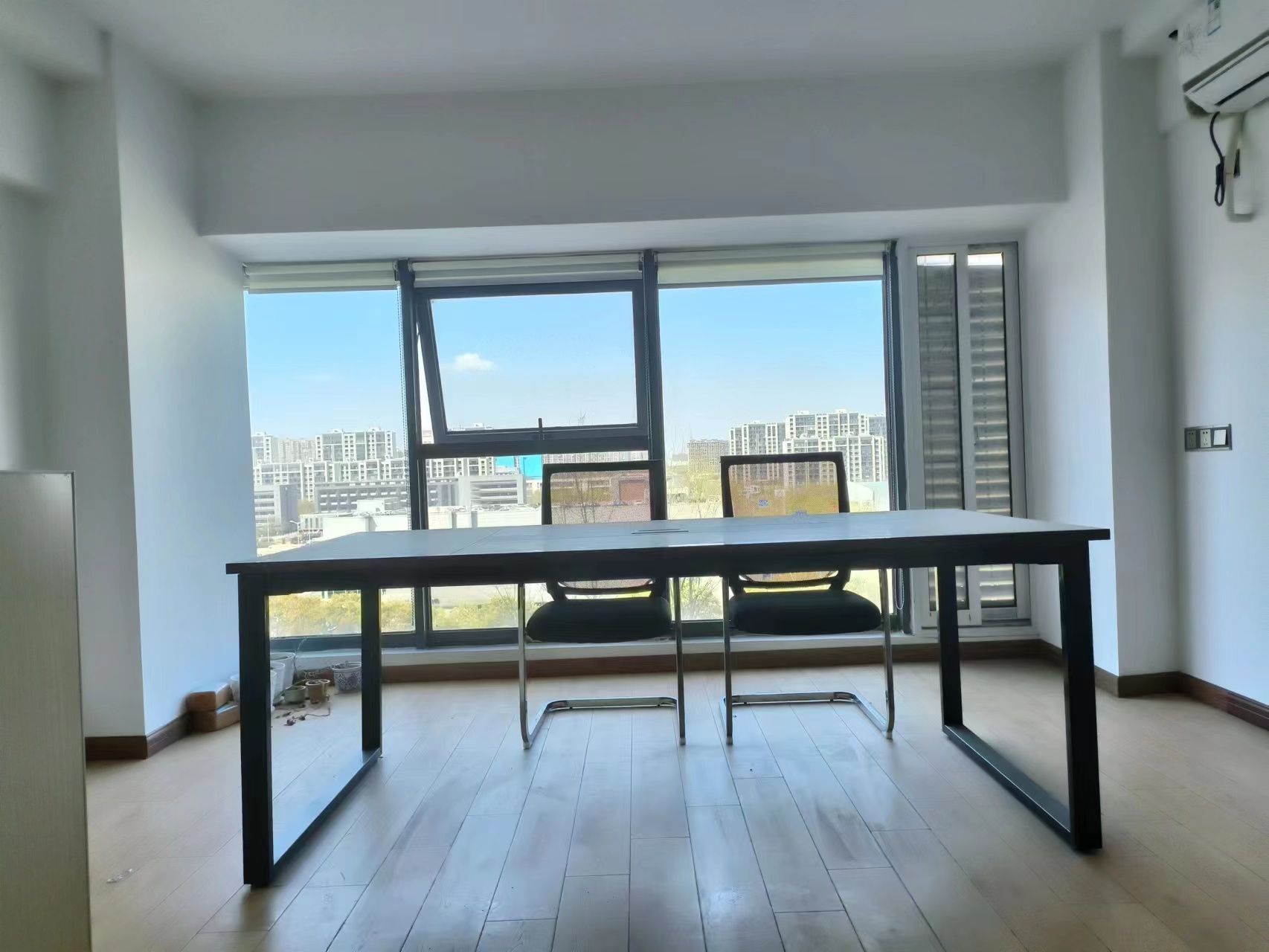 天空之城 3室2厅1卫 38m²