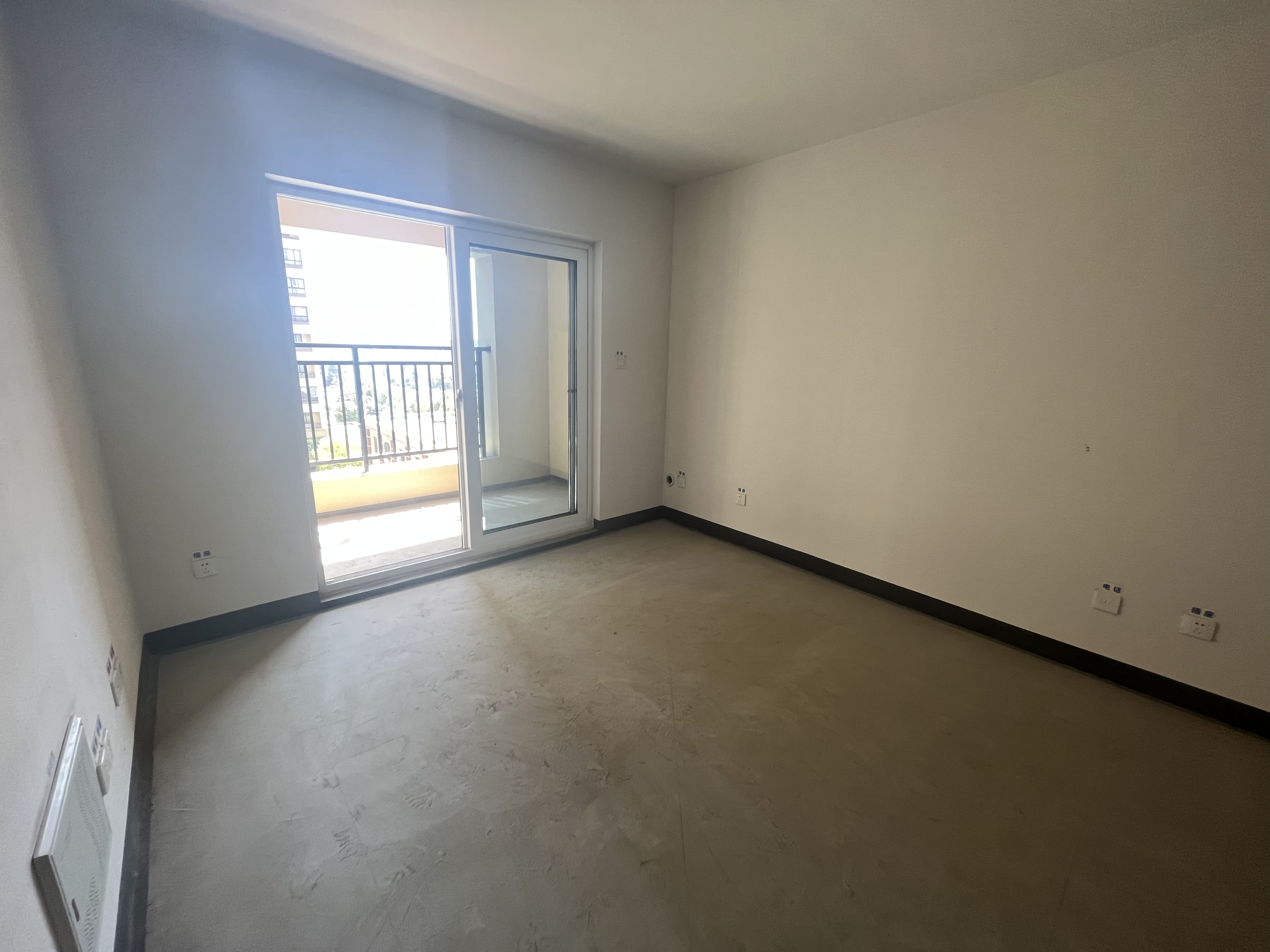 世茂新界 3室2厅1卫 90.5m&sup2;