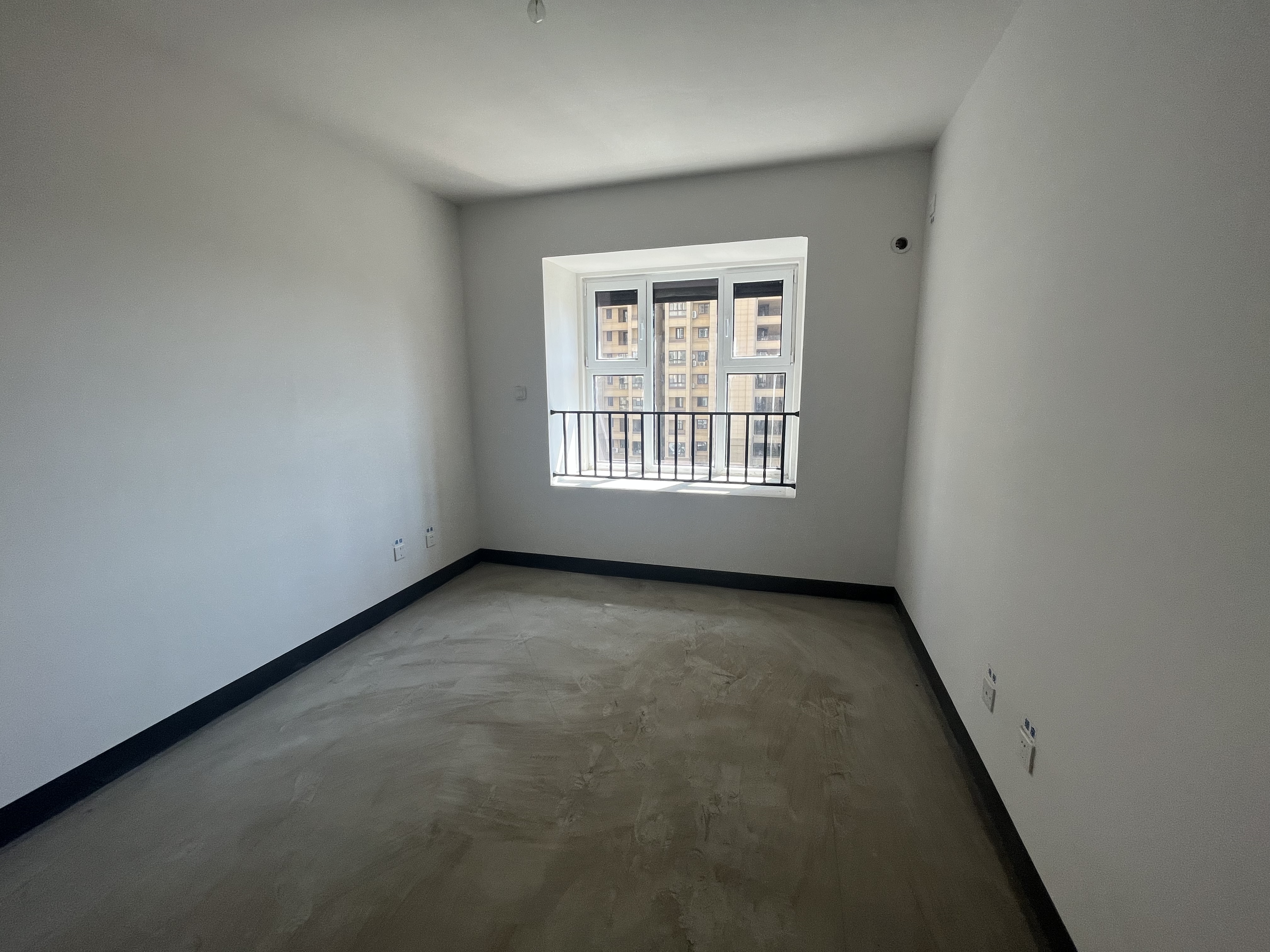 世茂新界 3室2厅1卫 90.5m&sup2;