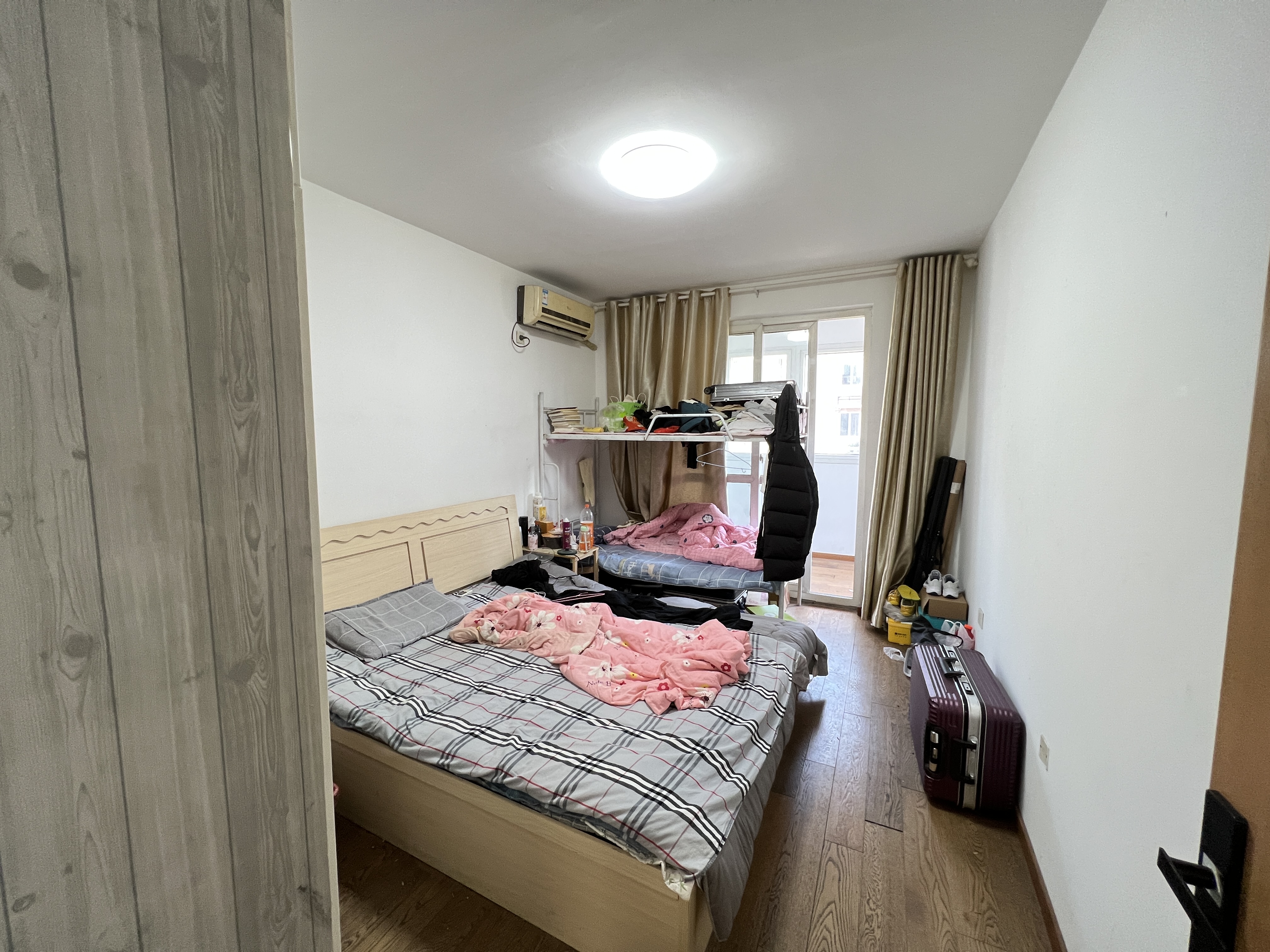 五山新苑 3室2厅1卫 118.00m&sup2;