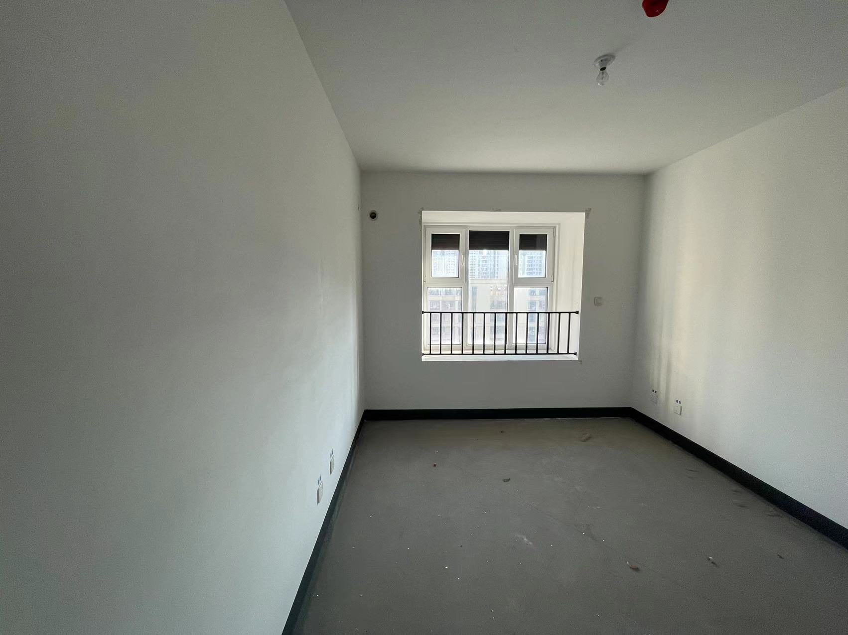 世茂新界 3室2厅1卫 91m&sup2;