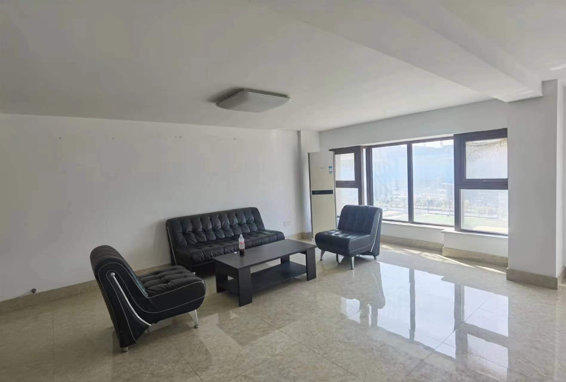 通富妇儿乐城 2室2厅1卫 87.63m²
