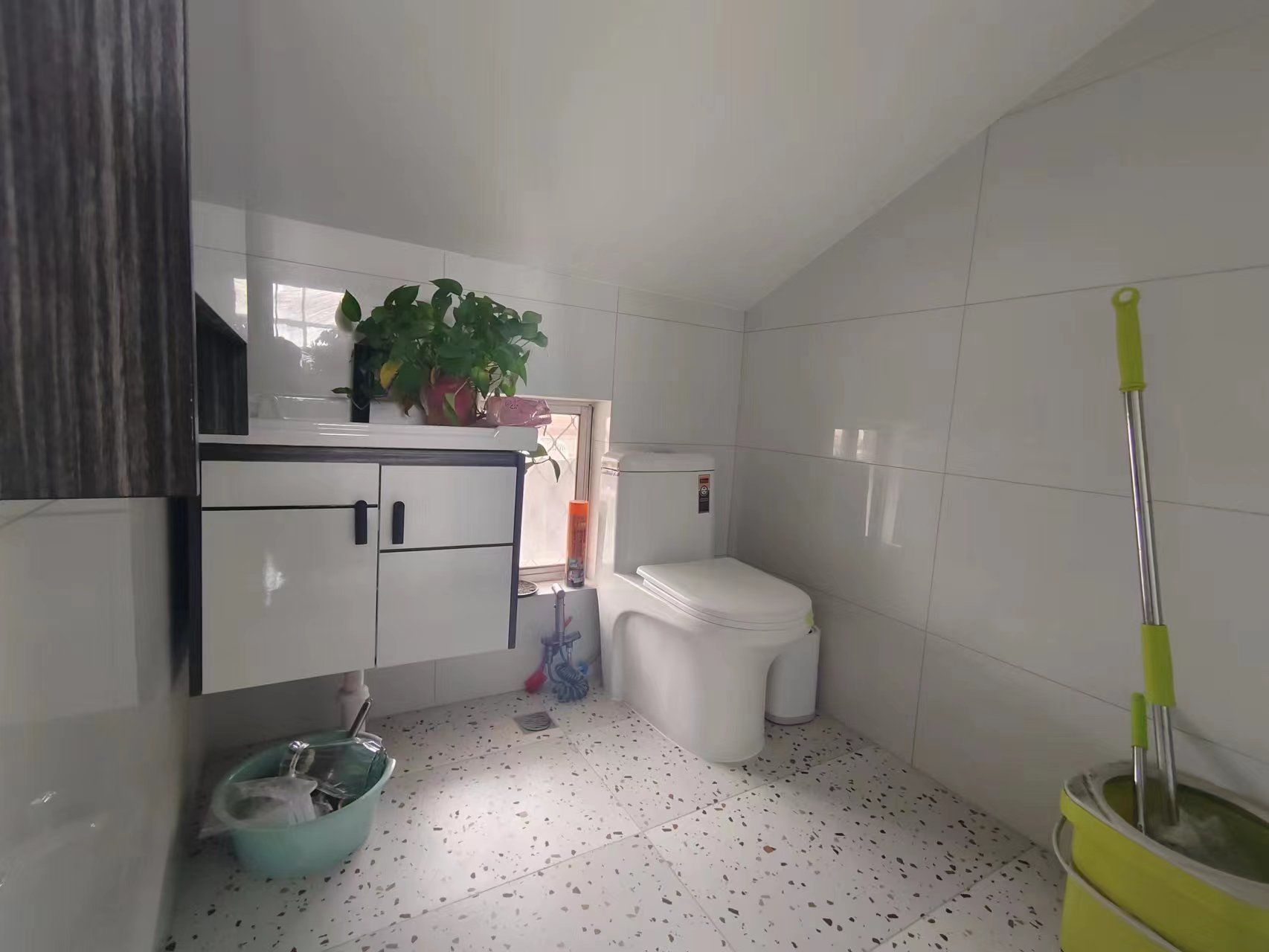 北濠桥东村 3室1厅1卫 138m&sup2;