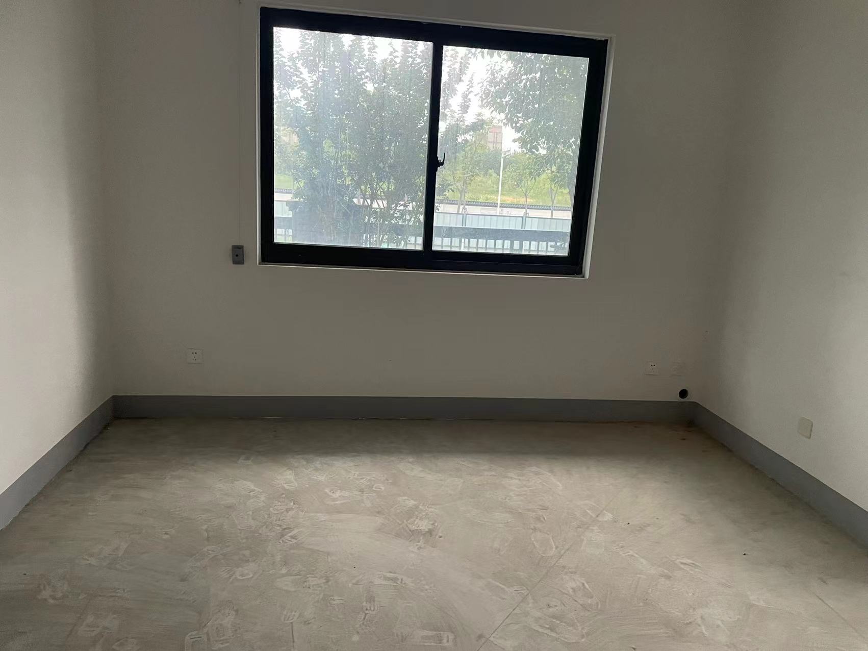 红星嘉苑 2室2厅1卫 93.47m²
