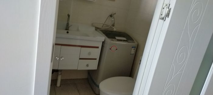 宏景大厦 3室2厅2卫 112.00m&sup2;