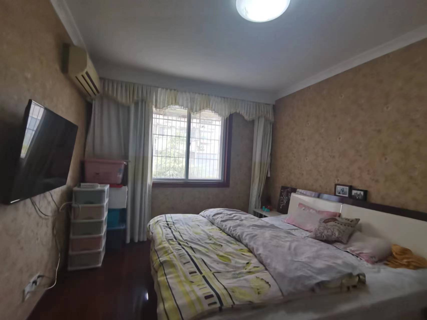 五一新村 3室2厅1卫 95.10m&sup2;