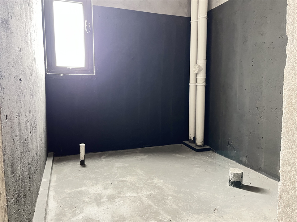 华强城 4室2厅2卫 145m&sup2;