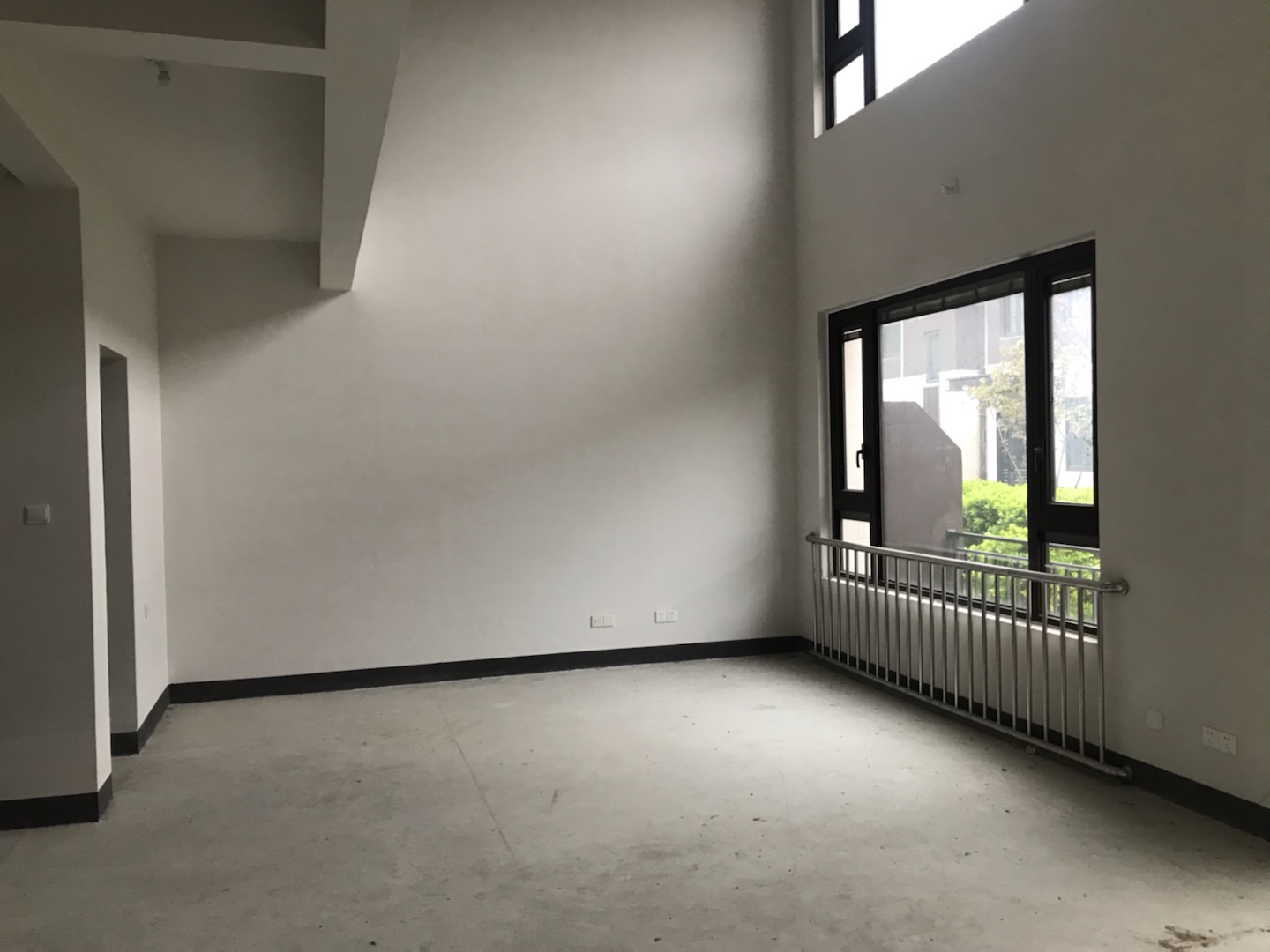春风南岸西园 2室2厅3卫 138m&sup2;