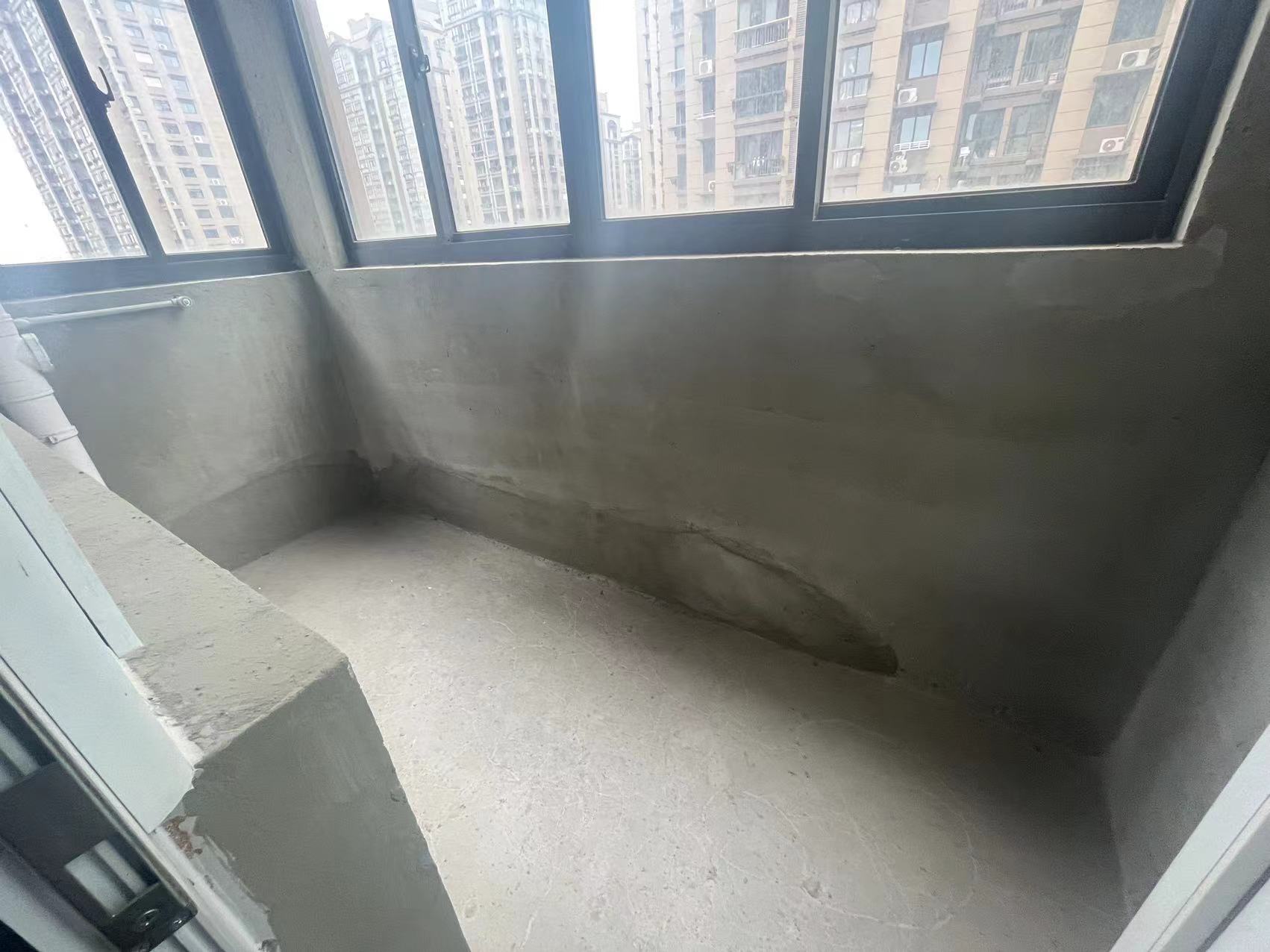 临江家园 2室1厅1卫 95m&sup2;