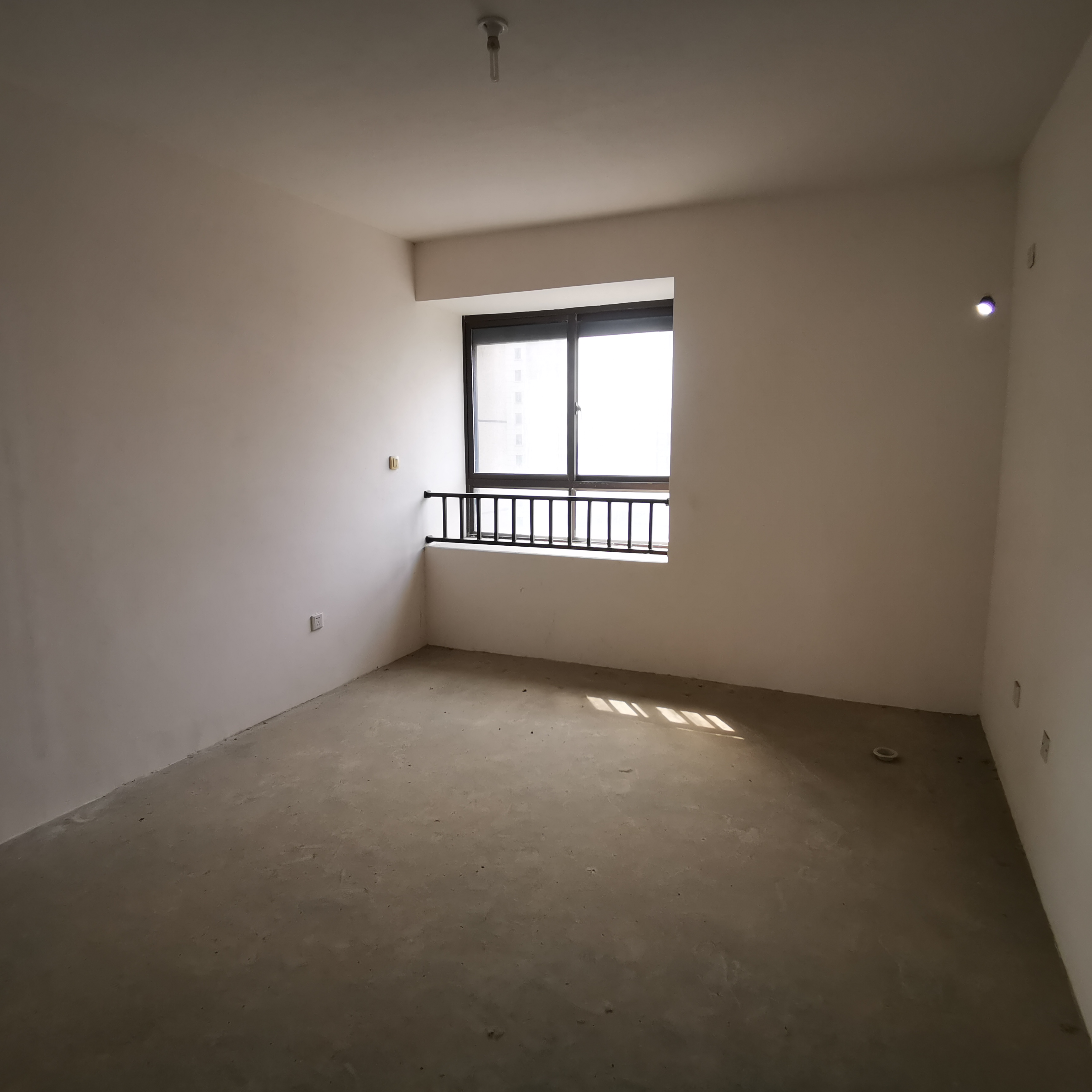 景瑞御府 3室2厅2卫 120m&sup2;