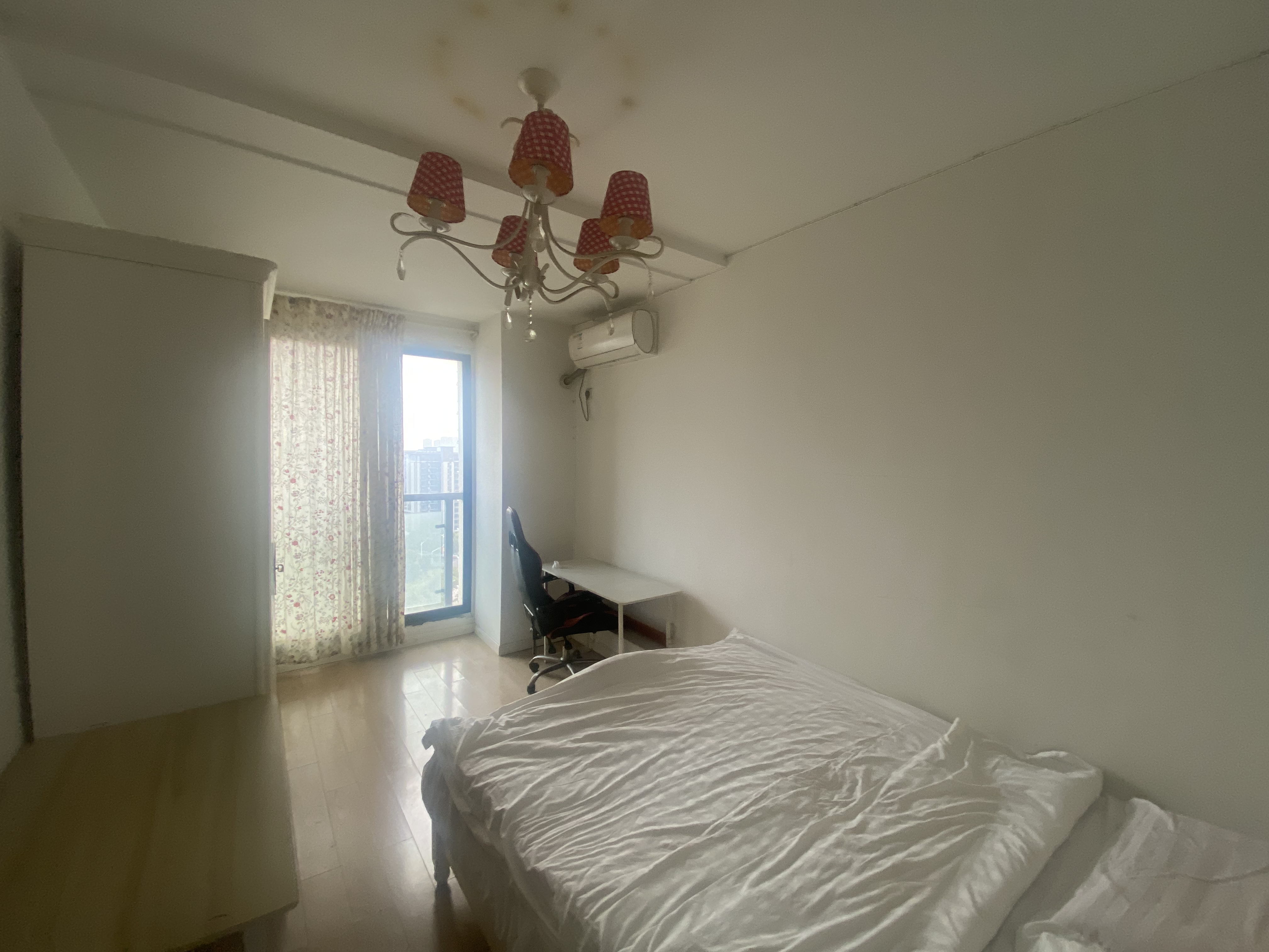 万达华府 3室2厅2卫 106.00m&sup2;