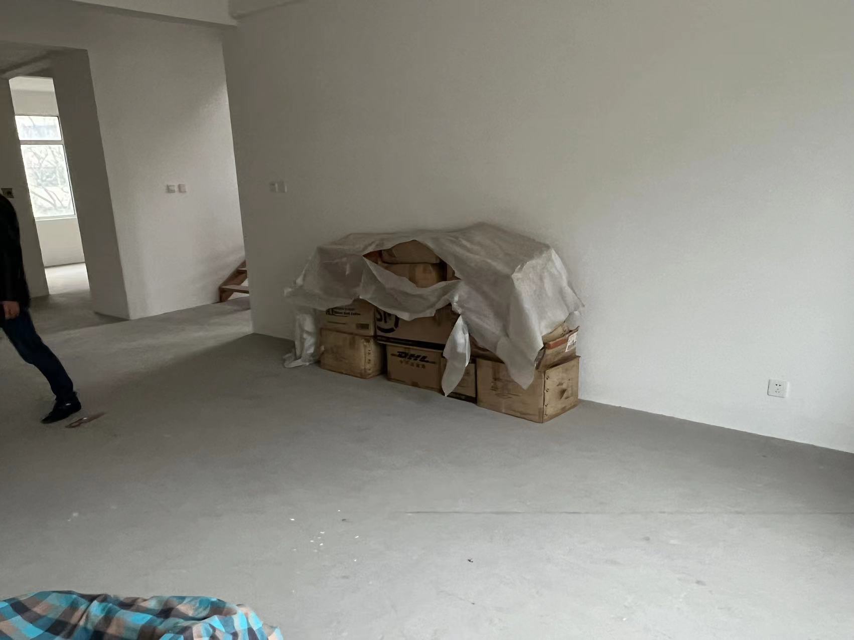 军山花园 5室2厅4卫 230m&sup2;