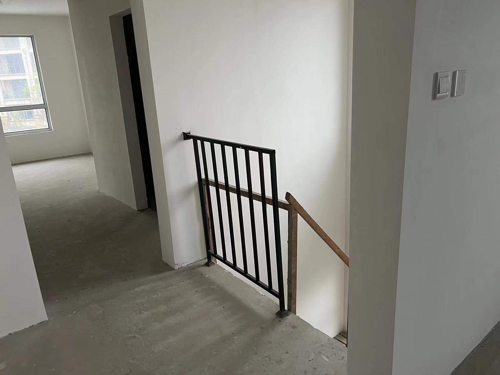 军山花园 5室2厅4卫 230m&sup2;