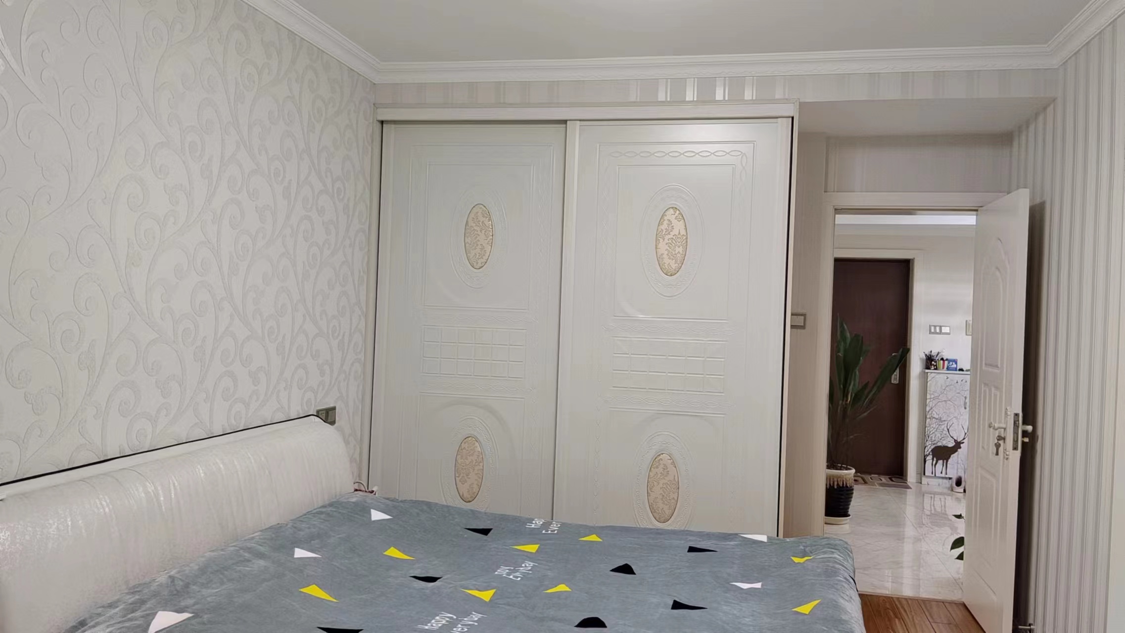 惠泽苑 3室2厅1卫 86m&sup2;