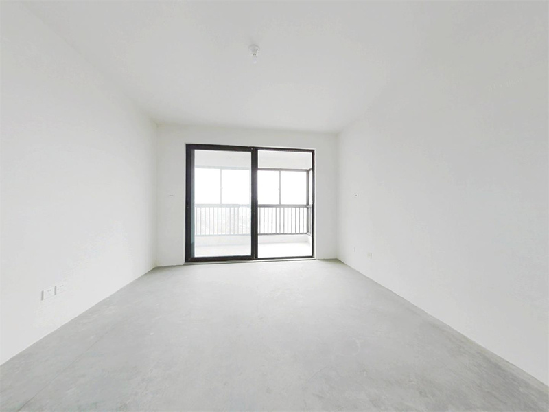 万濠山庄 3室2厅2卫 143m&sup2;