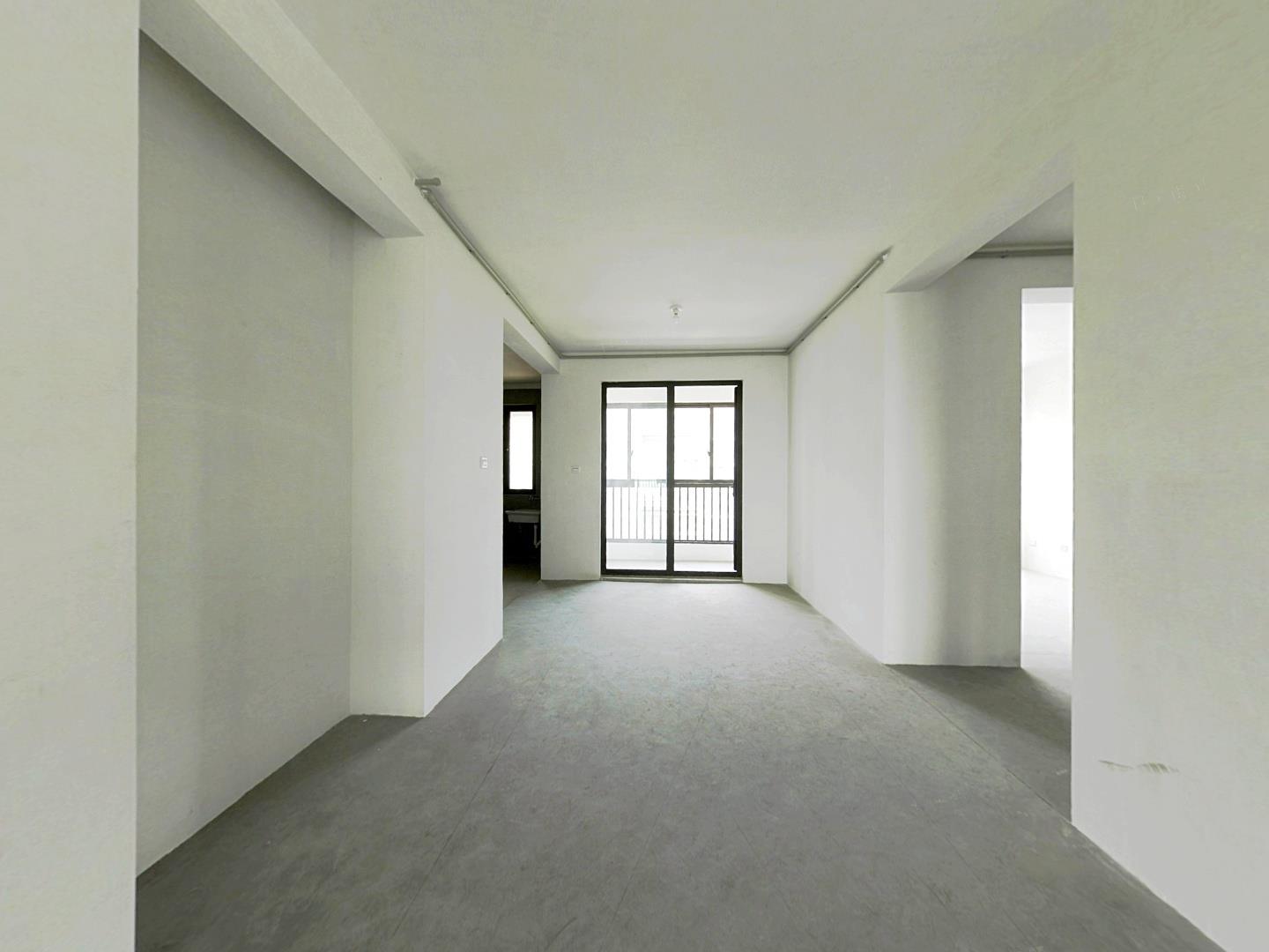 万濠山庄 3室厅卫 143m&sup2;