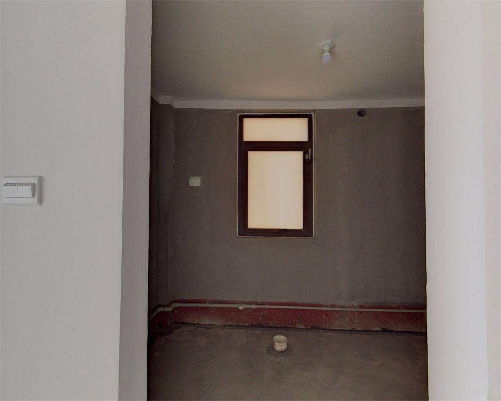 万濠山庄 3室厅卫 143m&sup2;