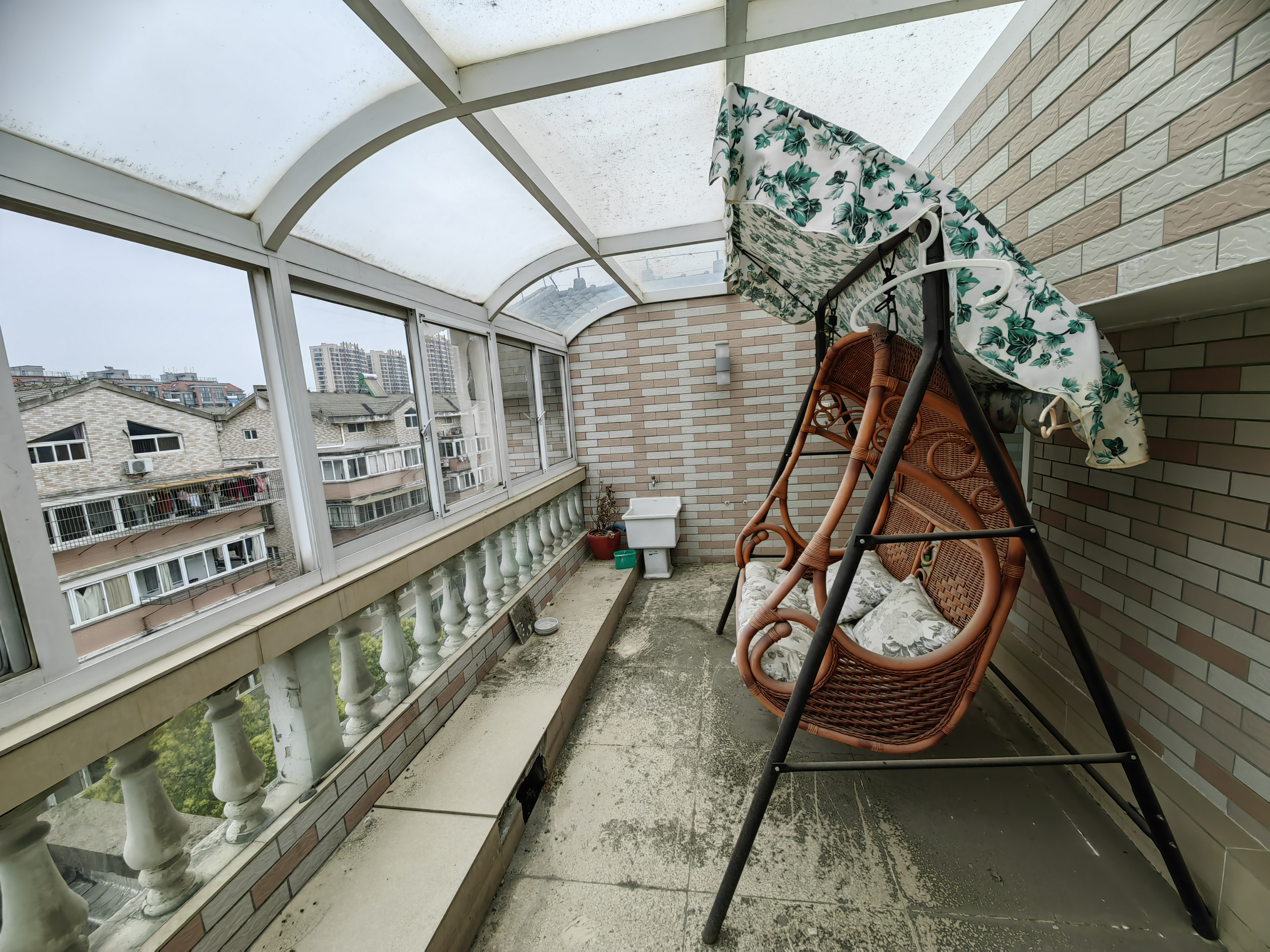 明珠花园（南通经济技术开发区） 5室3厅3卫 225.5m&sup2;